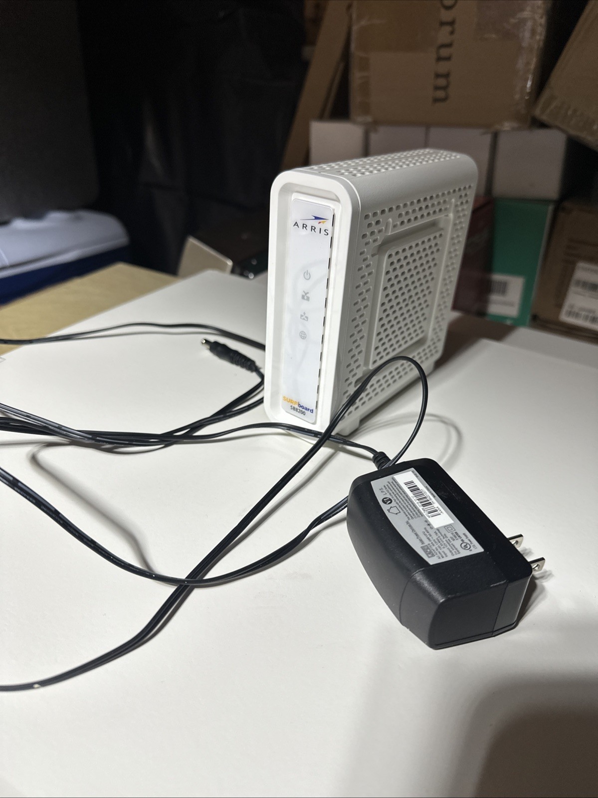 ARRIS SB8200 10 Gbps 2 Port Cable Modem