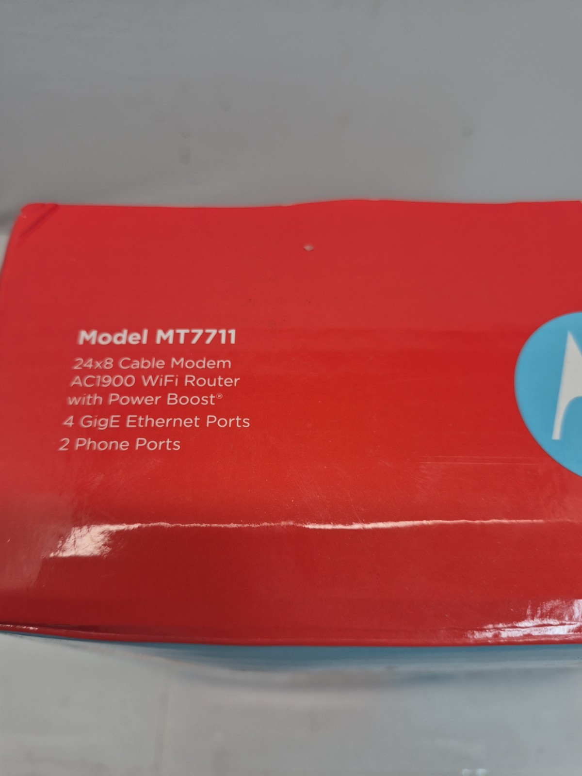 Motorola MT7711 24×8 Cable Modem plus AC1900 WiFi Router