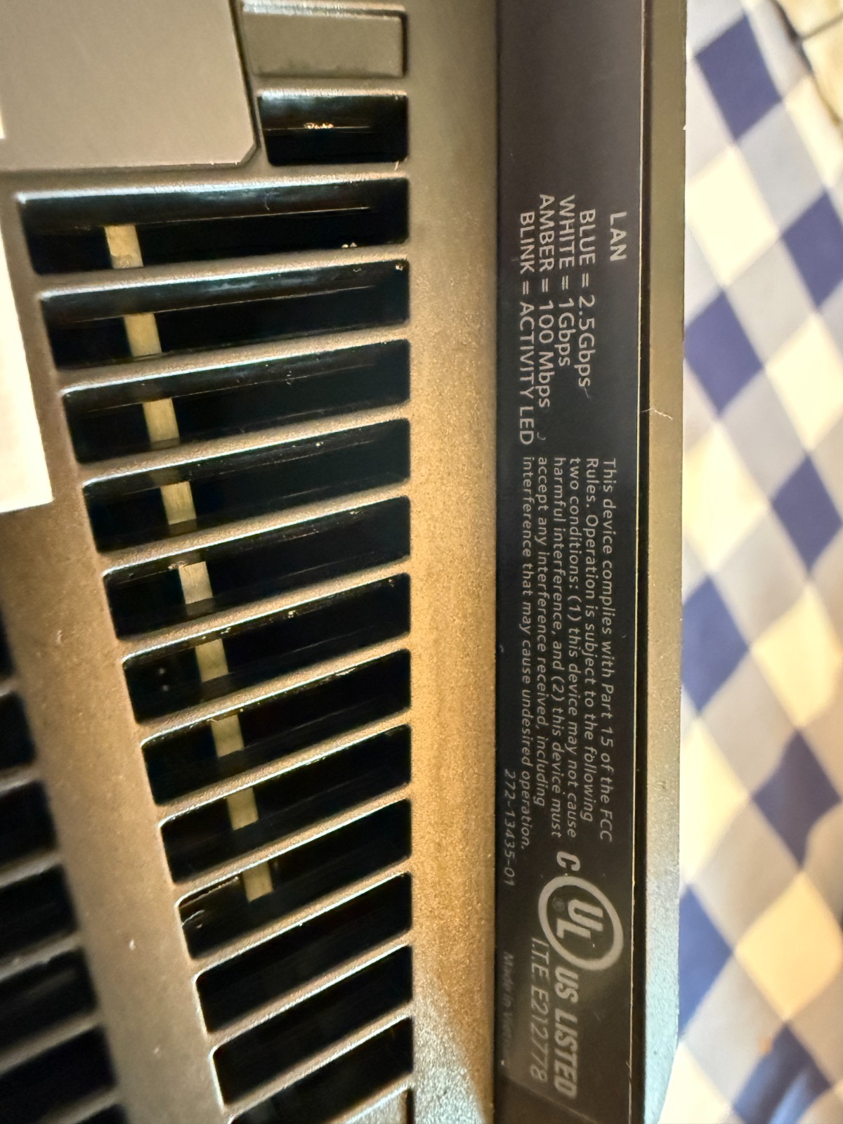 NETGEAR Nighthawk CM2000 CM2000-100NAS DOCSIS 3.1 2.5Gbps Cable Modem Great