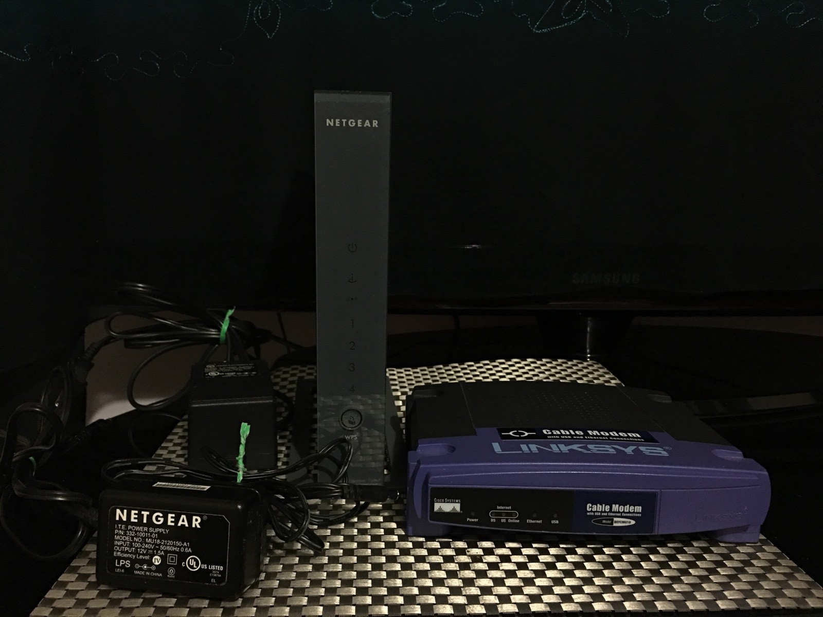 LINKSYS CISCO CABLE MODEM USB ETHERNET MODEL BEFCMU10 VER. 4