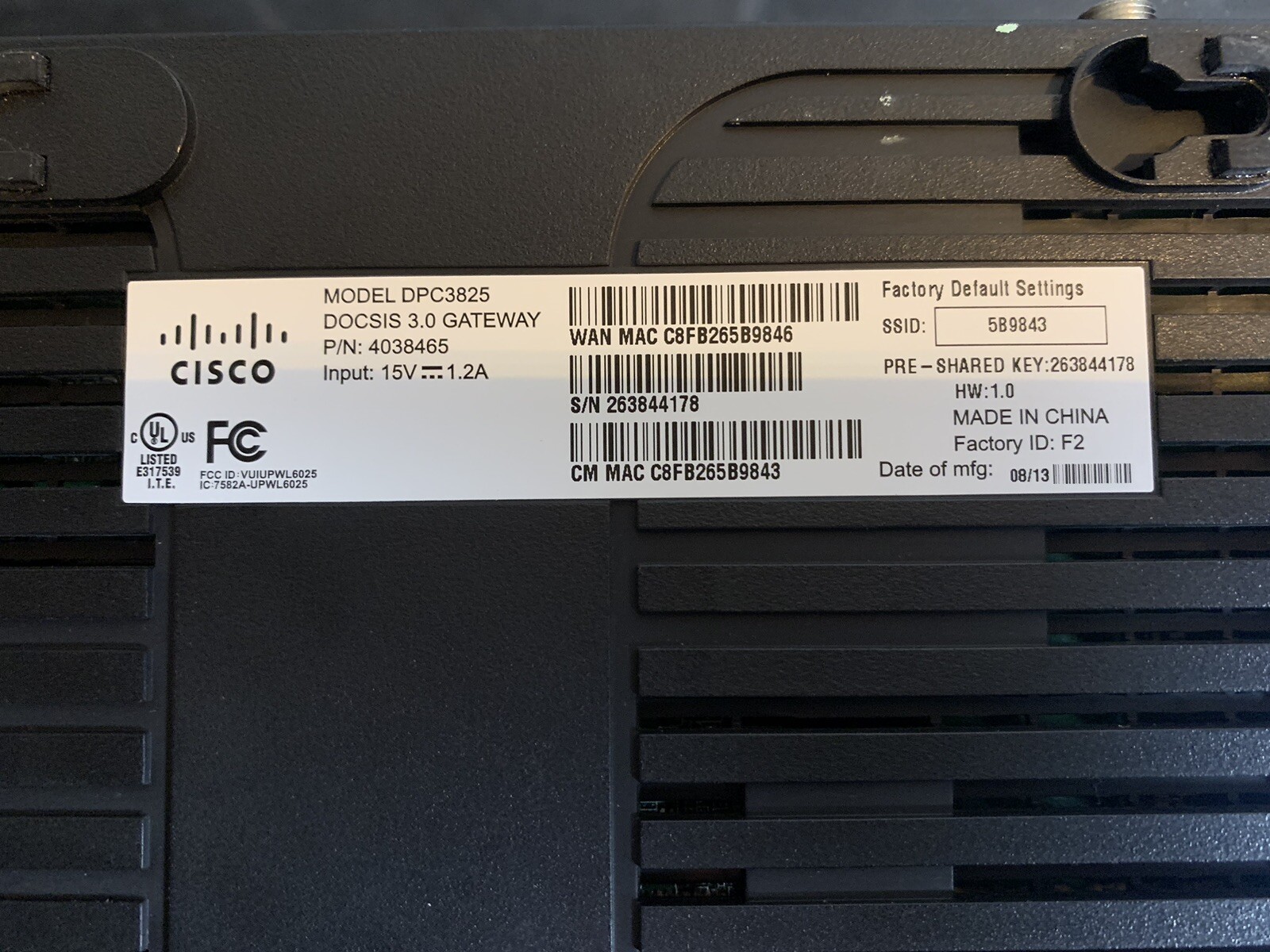 Cisco DPC3825 4 Port DOCSIS 3.0 Gateway LAN Wireless Modem Router w/ Adapter