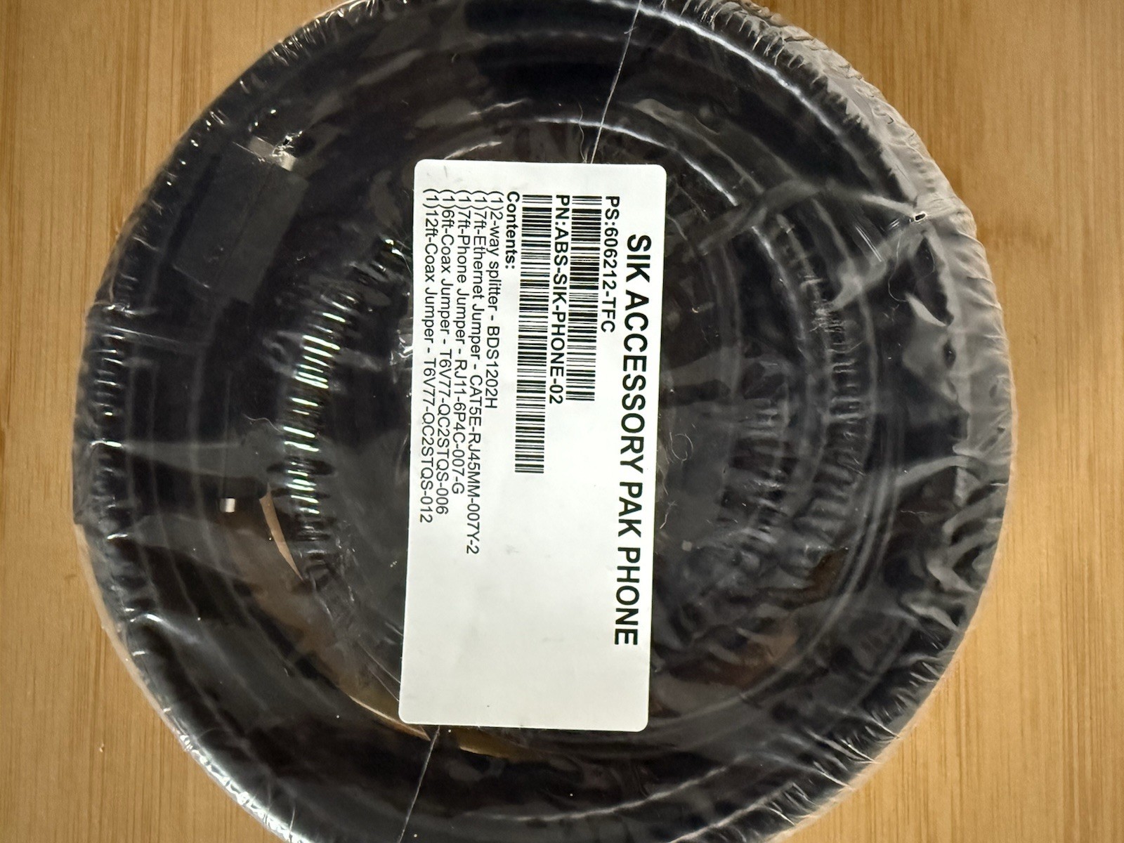 Arris Surfboard Model SB6121 Black Cable Modem with CAT5e and Coax cables etc