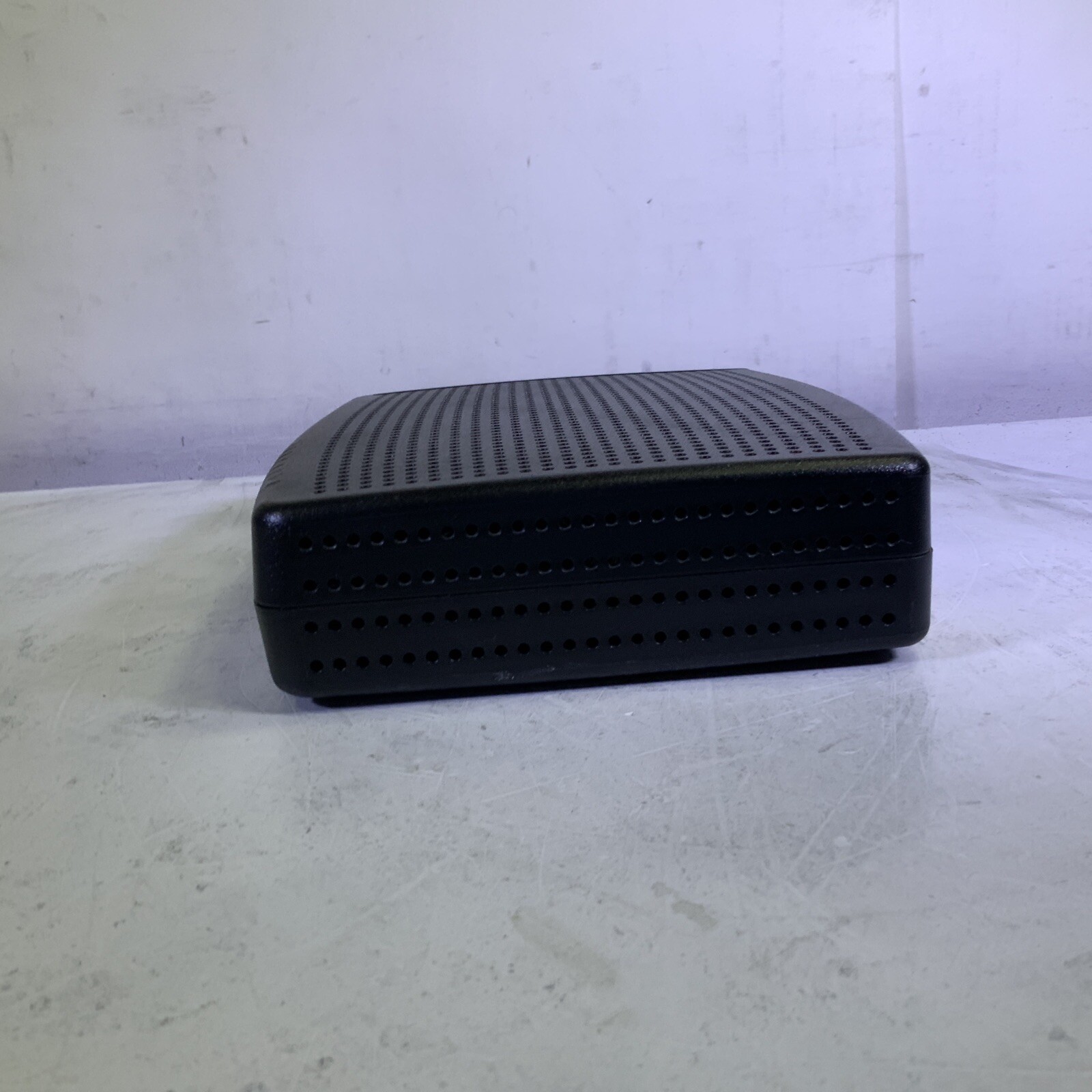 ARRIS TM822R Internet & Voice DOCSIS 3.0 Modem – NG F4B