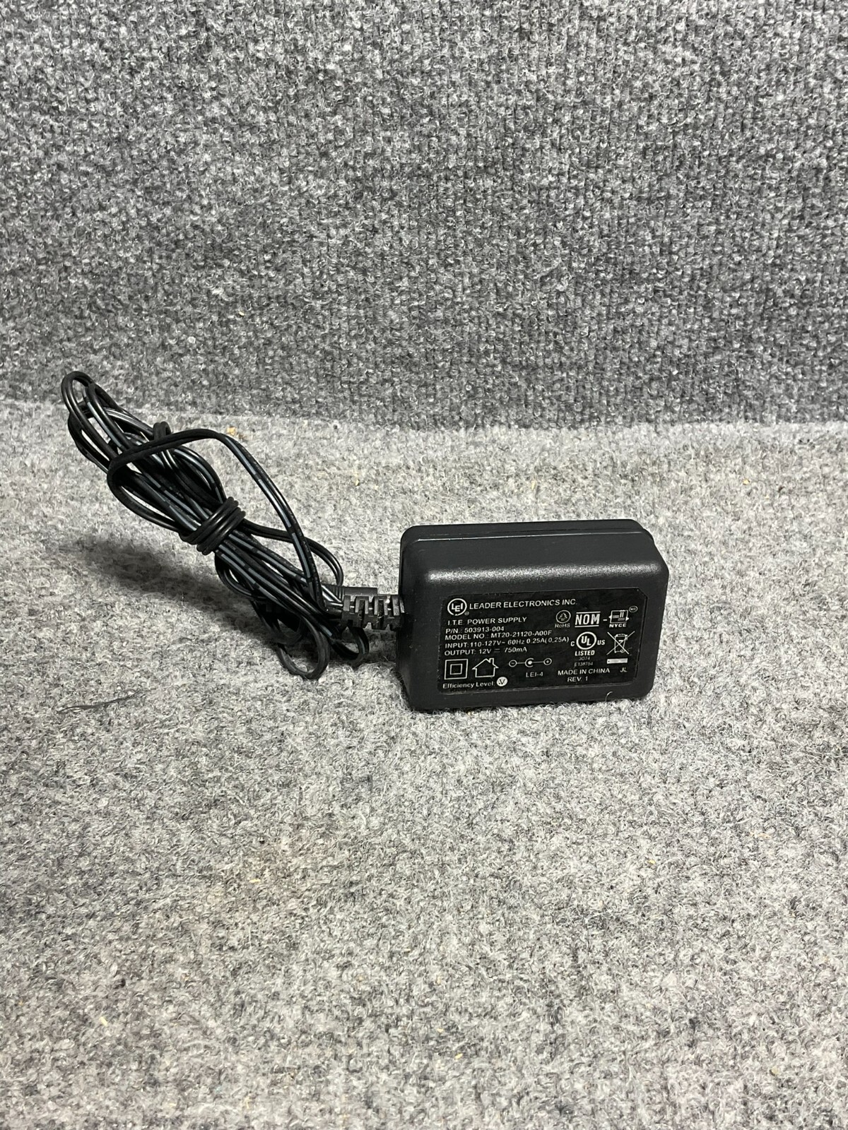 Motorola SB5101U Surfboard DOCSIS 2.0 Cable Modem 10/100 Ethernet Used