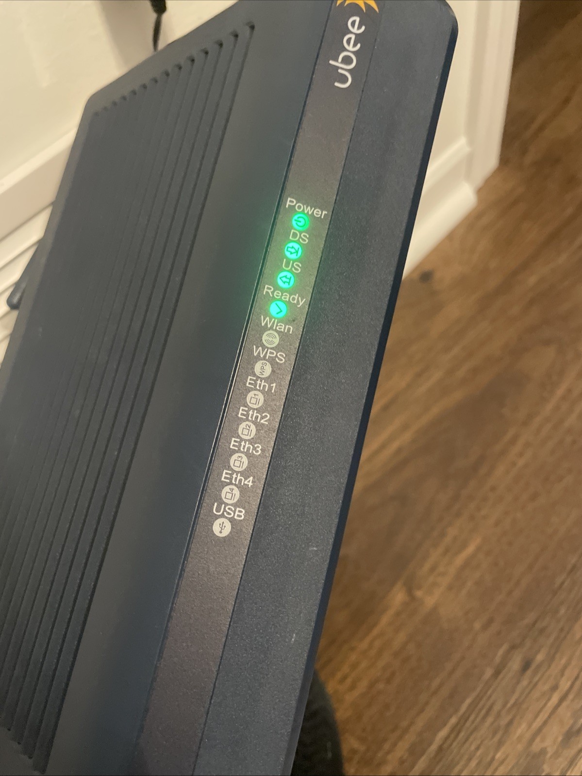 UBEE DDW3611 Wireless Cable Modem Gateway Dual-Stream N Modem/Router Power Cord