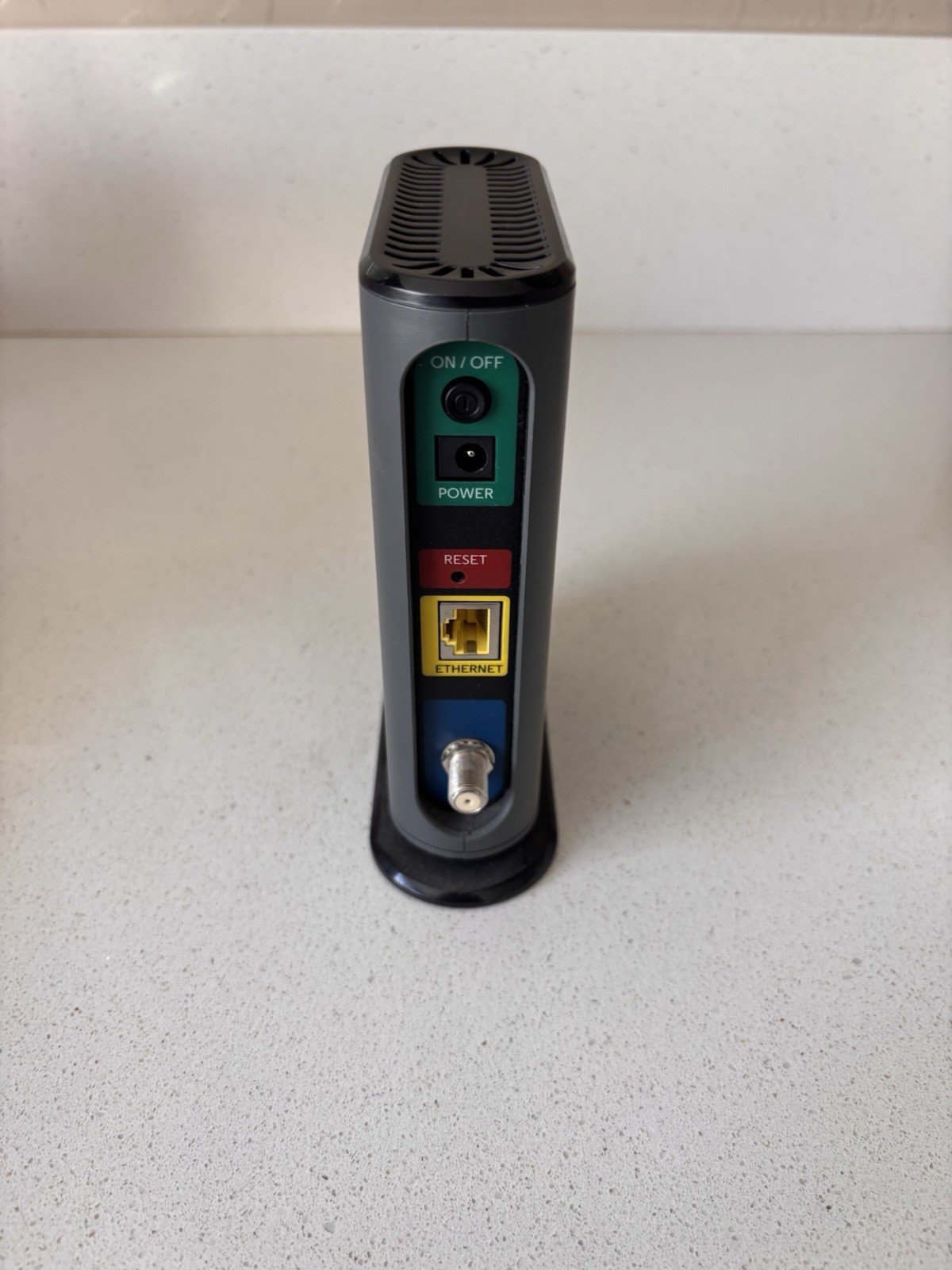 Motorola MB7420 16×4 DOCSIS 3.0 Cable Model (Includes Power Cord)