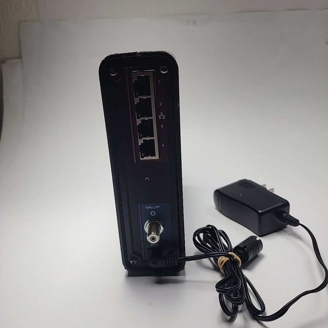 Motorola ARRIS SURFboard SBG6580 DOCSIS 3.0 Cable Modem Wi-Fi Router N300