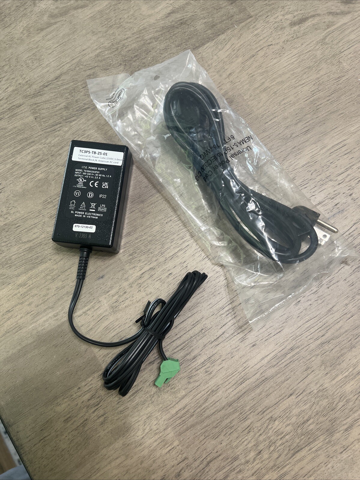 * TC Communications TC3PS-TB-15 Power Supply for TC Power Optics Modem; 12V 1.5A