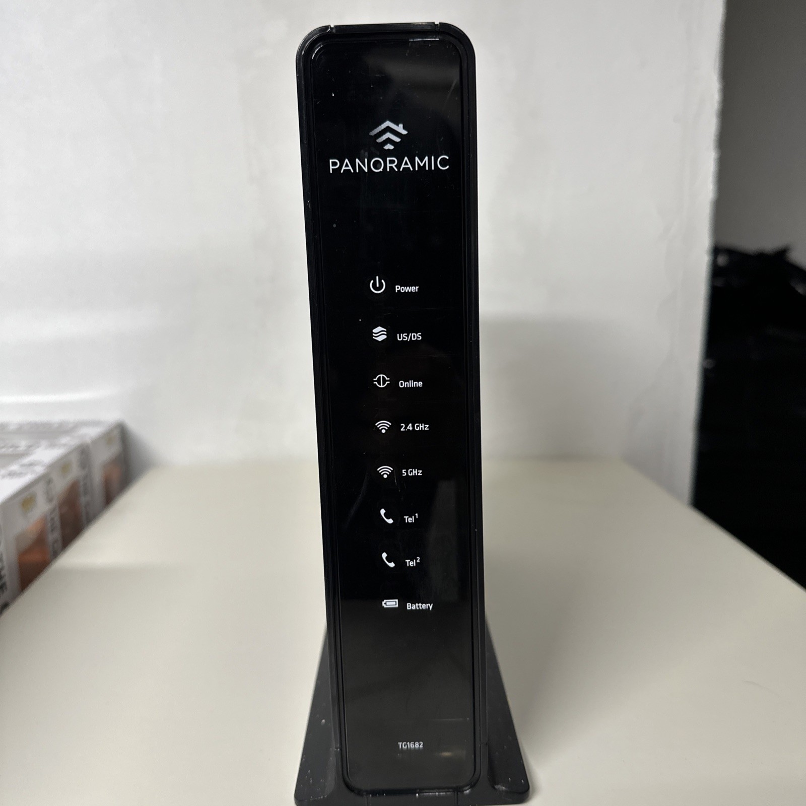 Arris TG1682G Dual-Band WiFi Telephone Cable Modem