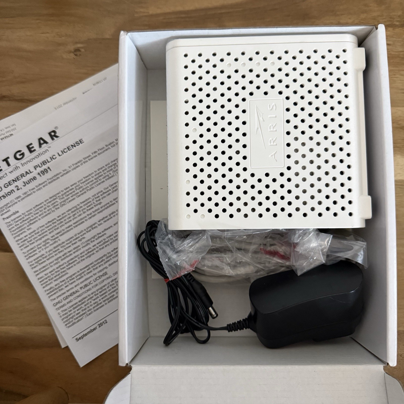 Arris SB6183 Surfboard DOCSIS 3.0 16×4 Cable Modem 686 MBPS Xfinity Spectrum