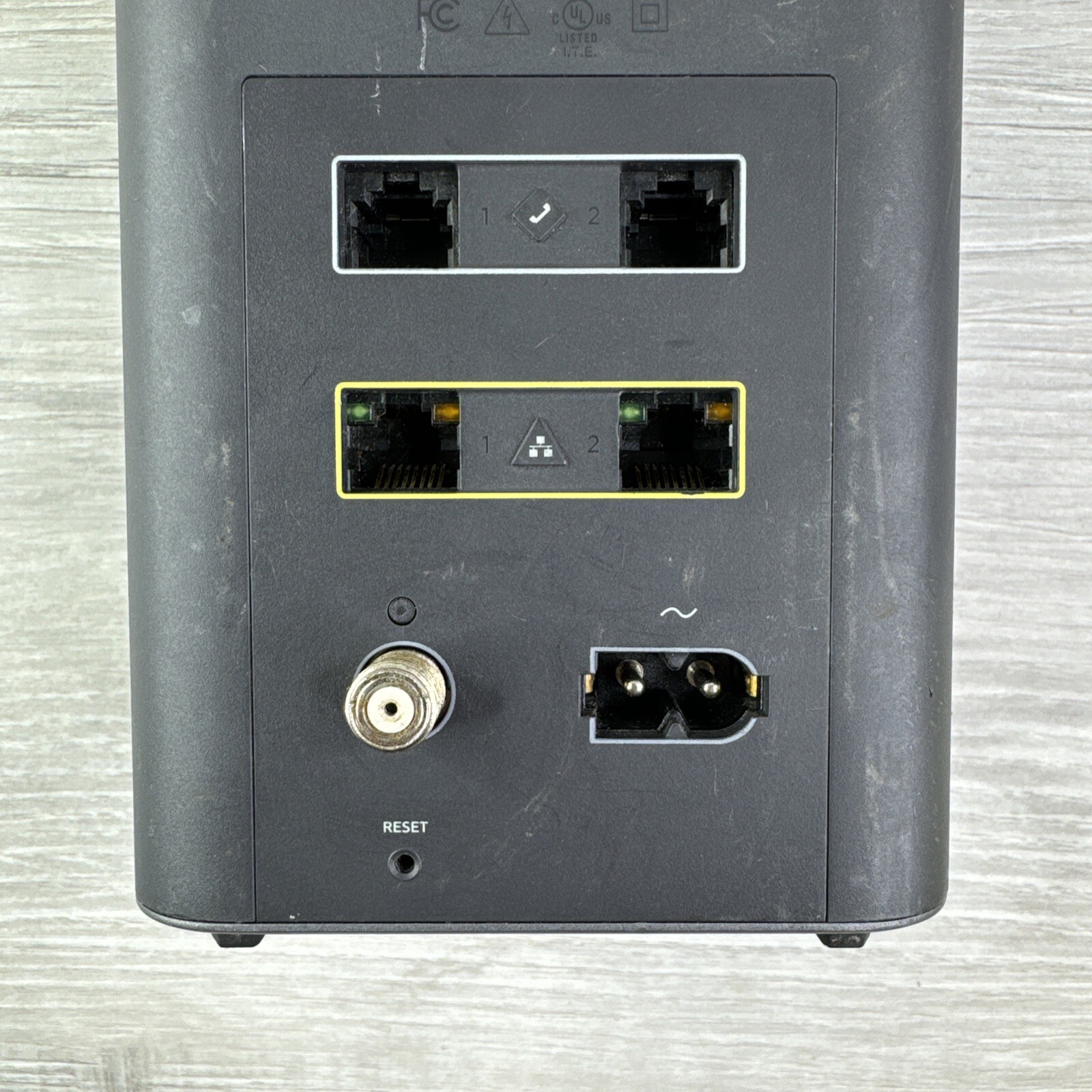 Xfinity XB6-A WIFI Router & Modem No Power Cord For Parts or Not Working