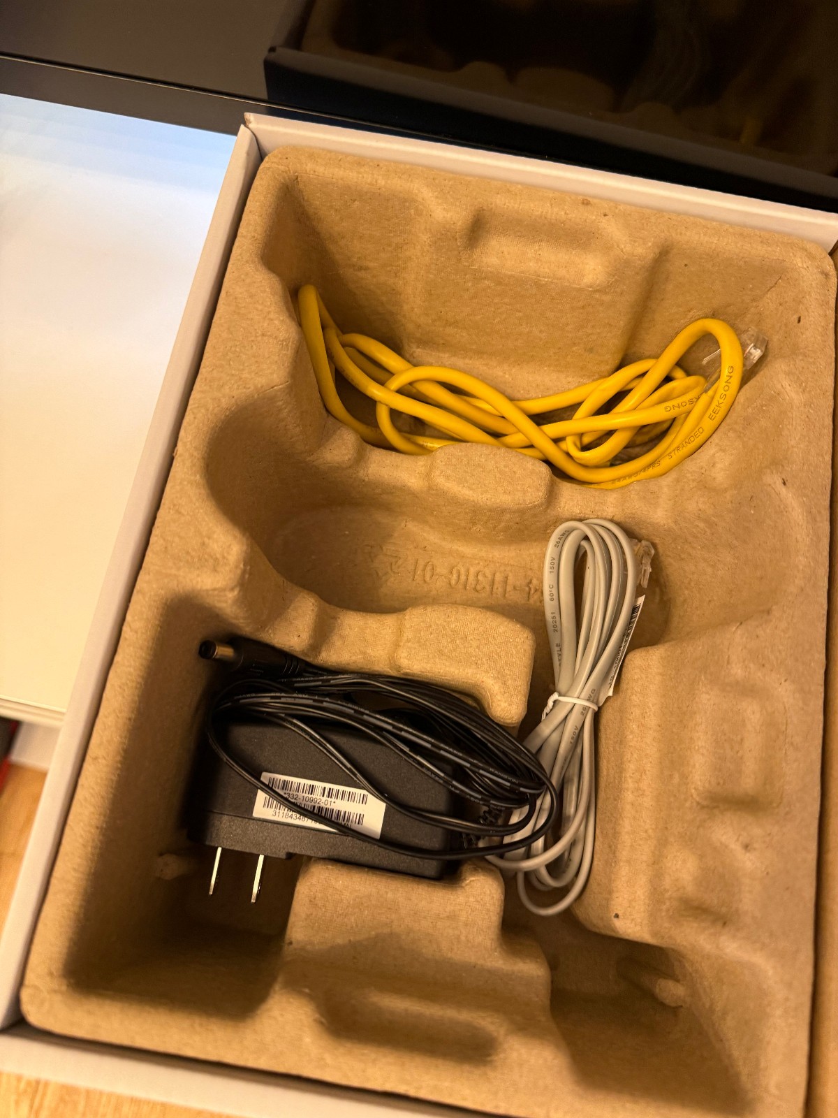 NETGEAR CM500V Cable Modem for Internet & Voice
