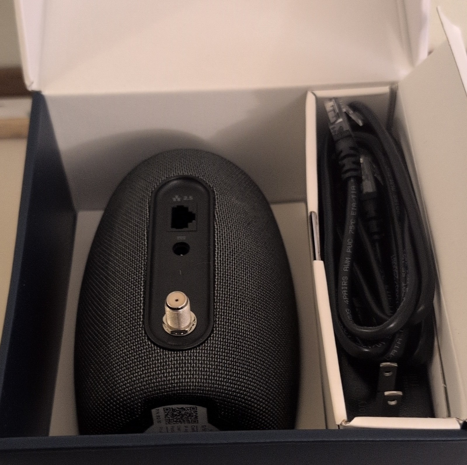 Motorola B12 DOCSIS 3.1 Cable Modem 2.5 Gbps Xfinity Cox Spectrum