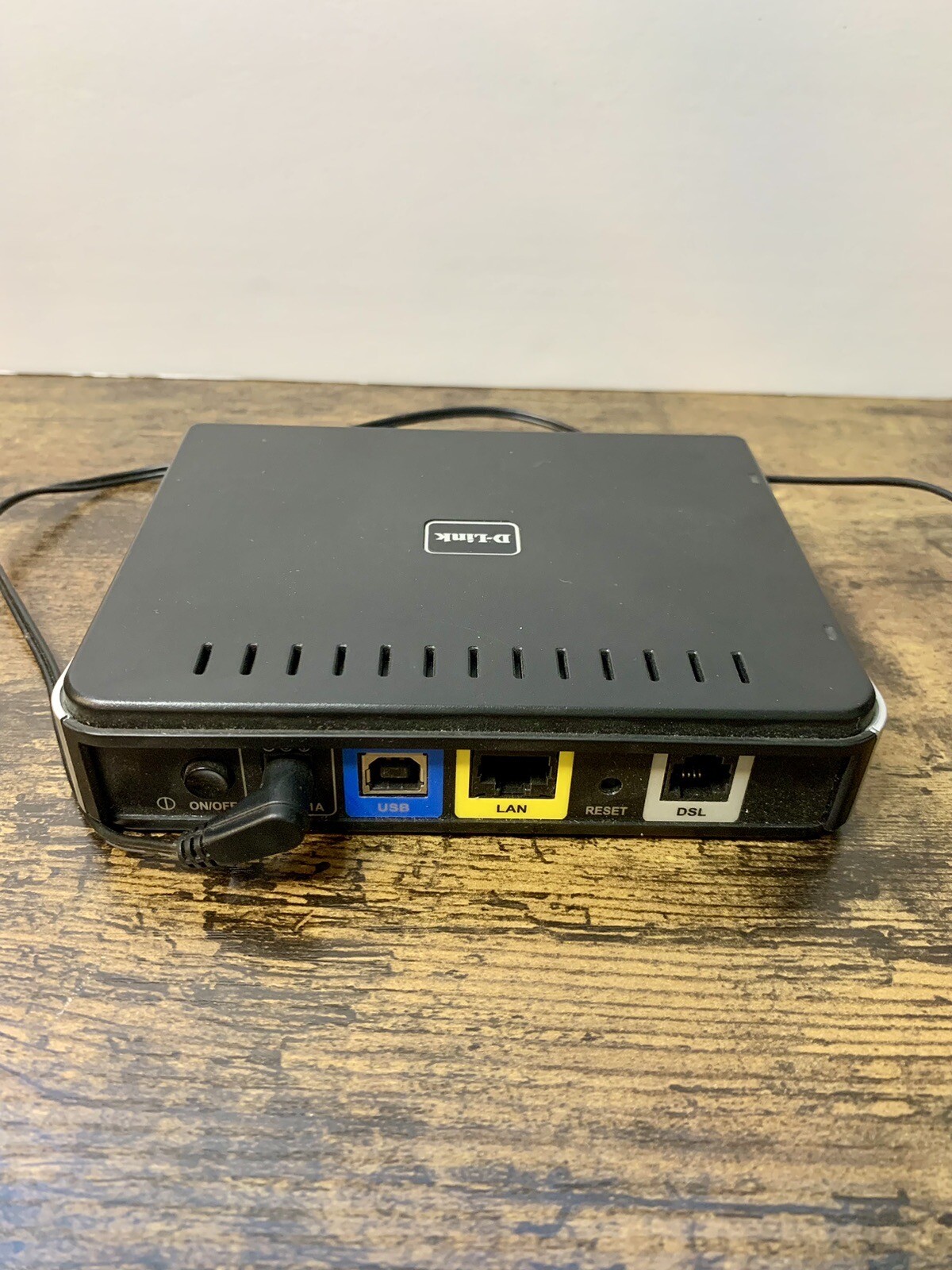 D-Link ADSL Modem Model : DSL-2320B Comes With Charger – Tested – Works Great!