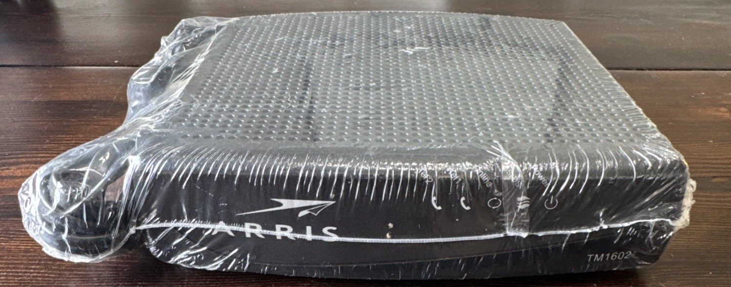 ARRIS Telephony Internet Cable Modem DOCSIS 3.0 Model TM1602A NEW