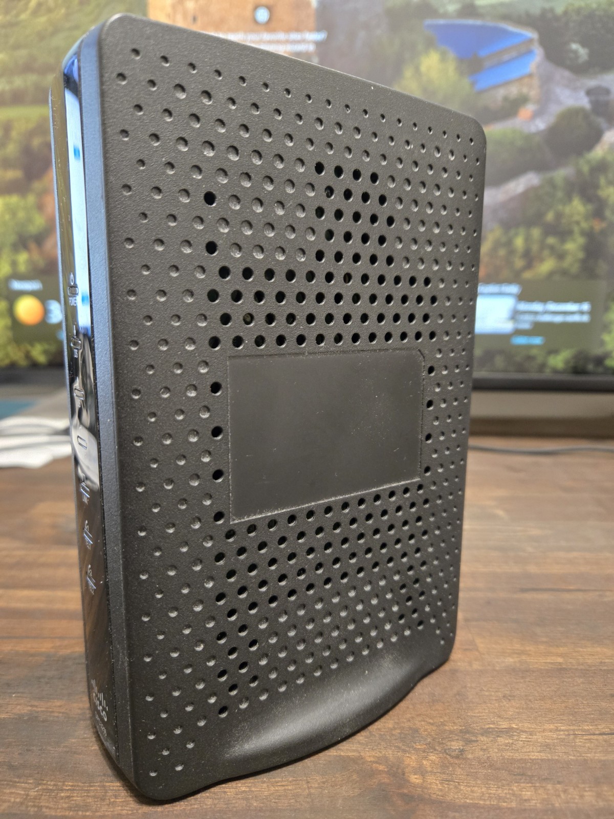 Cisco DPC3216 DOCSIS 3.0 Cable Modem + Digital Voice Adapter 16×4 w/Power Supply