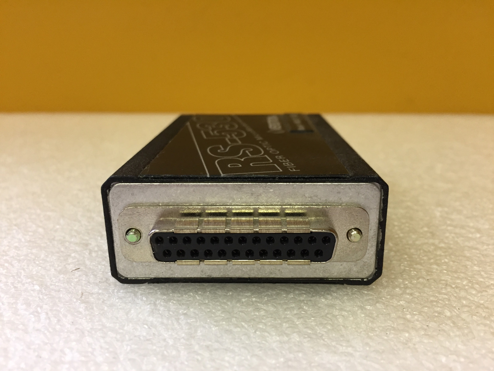 Versitron RS-530 M6213T-DCE 64K, 2 kM Disance, Fiber Optic Micro Modem. Tested!