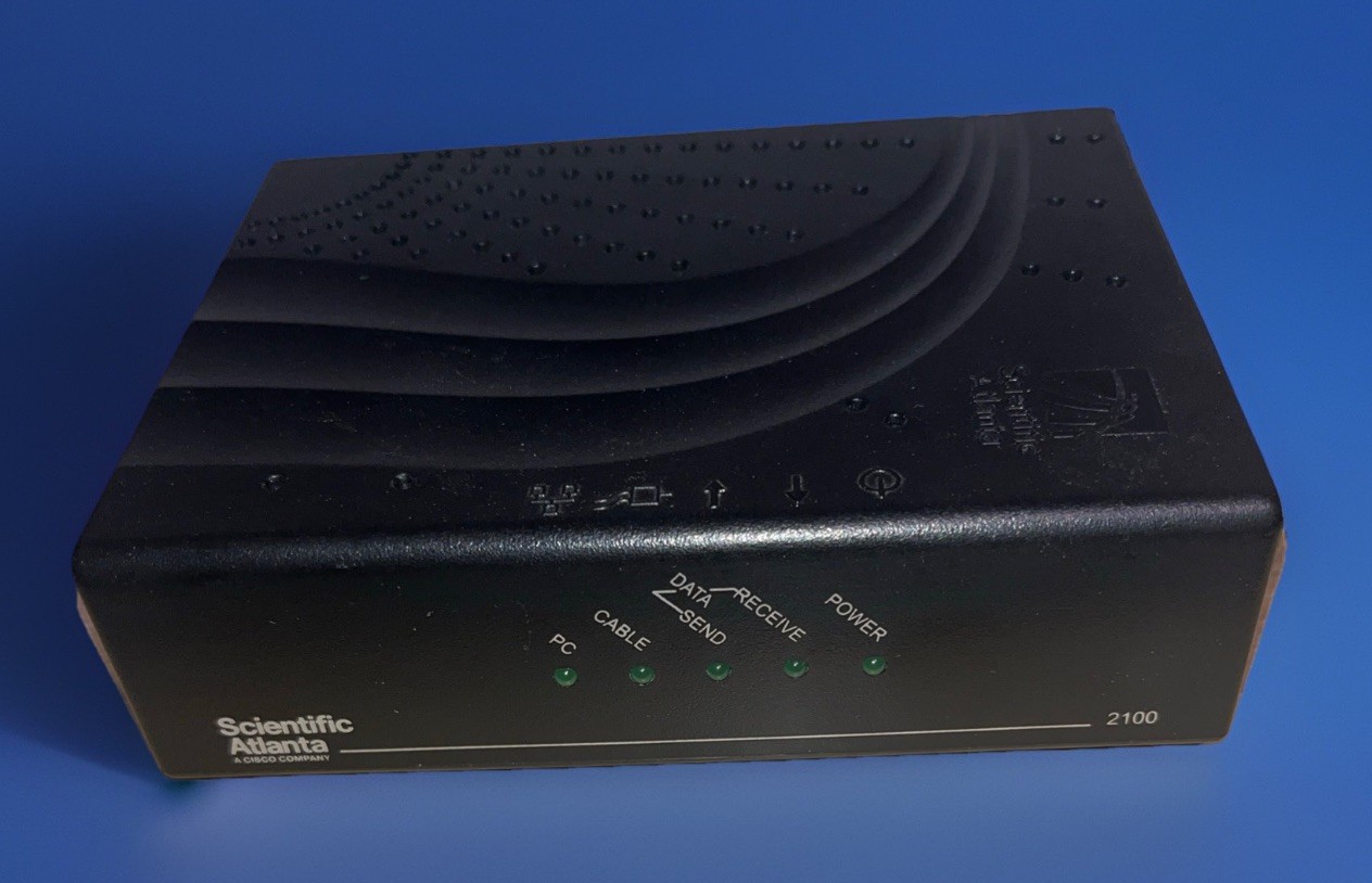 Scientific Atlanta Cable Modem DPC2100R2 w/Power Supply & Ethernet Cable Used