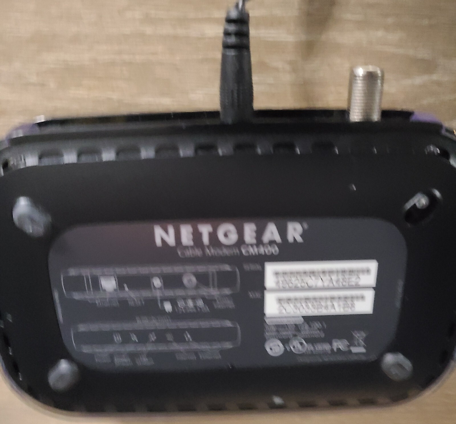 NETGEAR CM400 NAS100 Mbps Modem