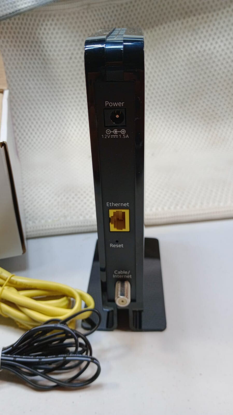 NETGEAR Cable Modem with Voice – Black – CM500V-100NAS