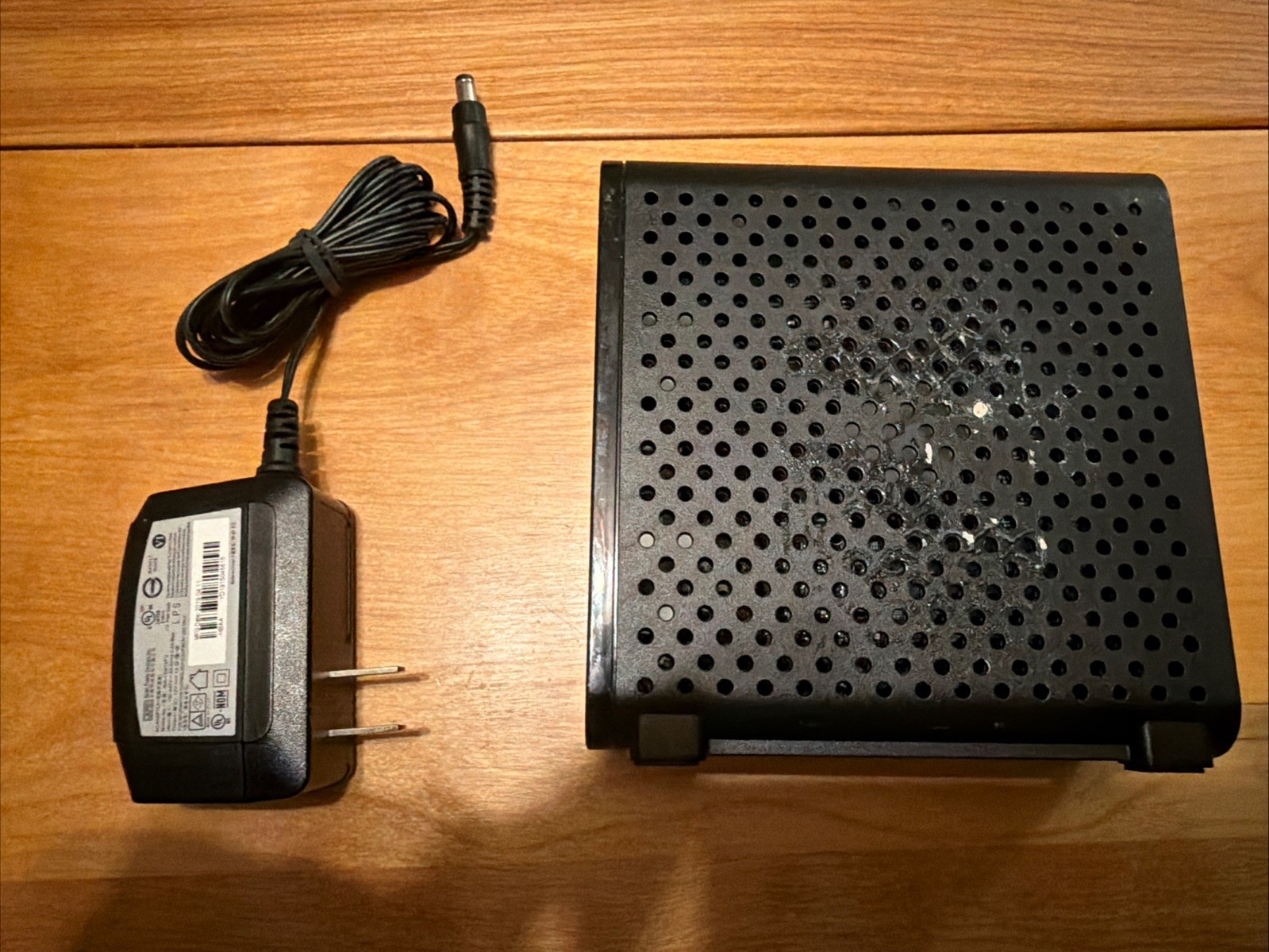 Arris SURFboard SB6183 DOCSIS 3.0 Cable Modem 700Mbps