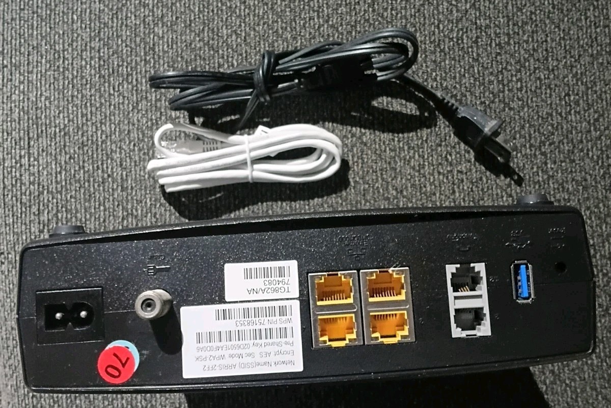 Arris TG862A Wireless Cable Gateway Router Modem