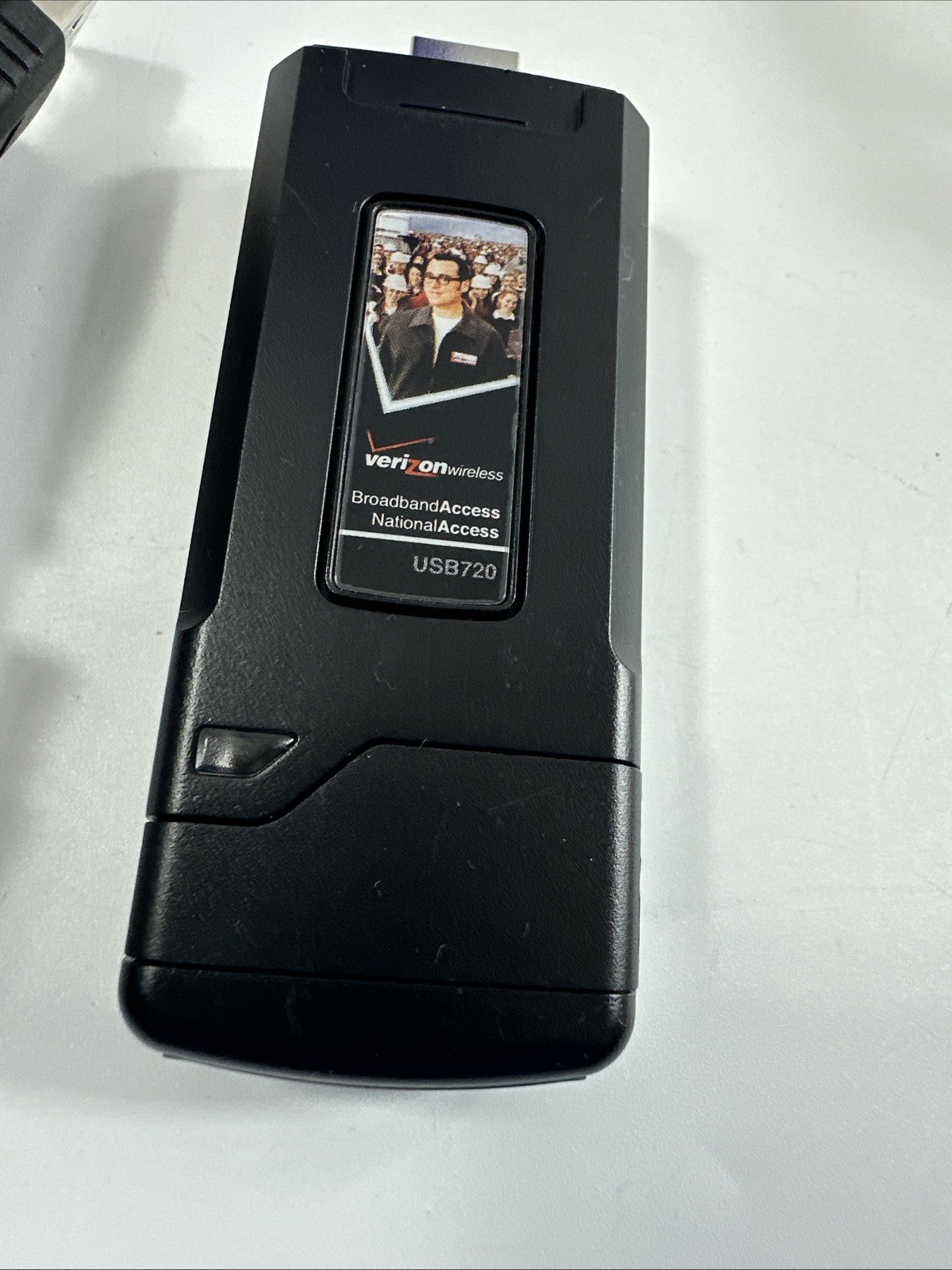 Verizon Wireless USB720 Modem Broadband Access Point And Cable