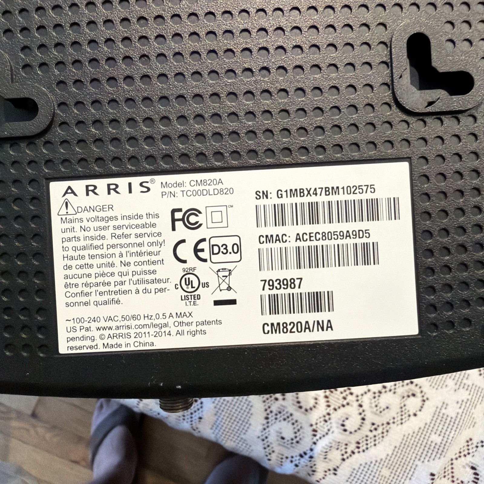 ARRIS Touchstone CM8200A DOCSIS 3.1 Cable Modem w/ Power Adapter Tested