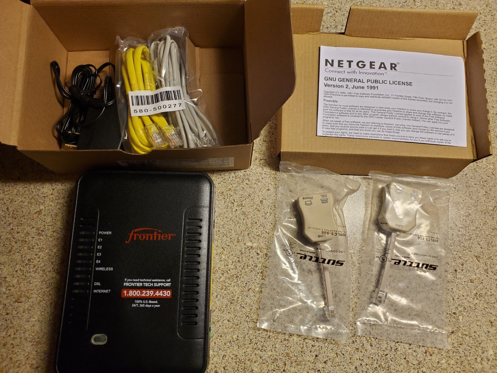 Frontier NetGear DSL Modem with WiFi ADSL2+ Router Model D2200D-1FRNAS