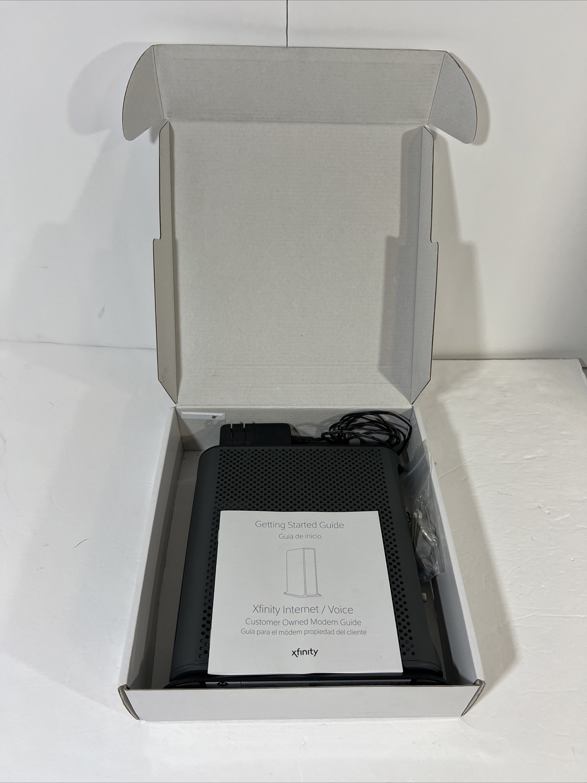 Motorola MG7540-10 16×4 Cable Modem Plus AC1600 Dual Band Wi-Fi Router