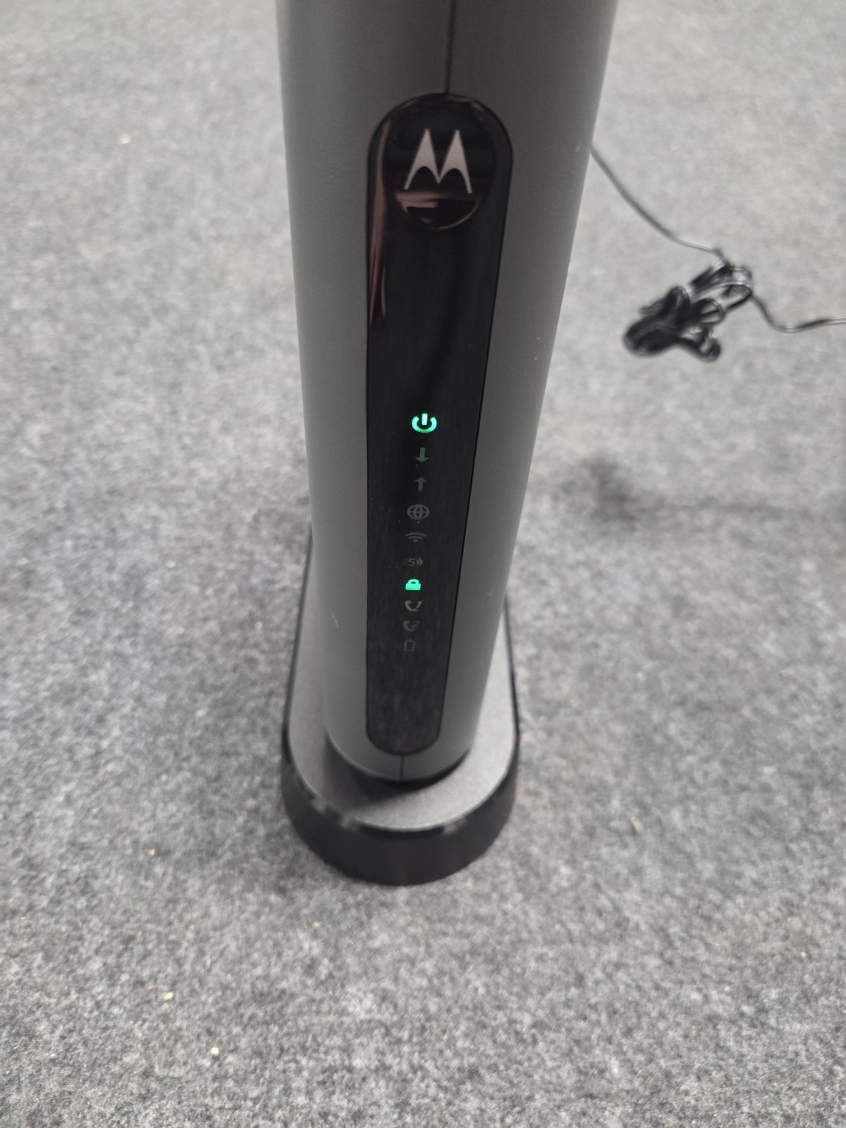 Motorola MT7711 Dual Band AC1900 Cable Modem and Wi-Fi Gigabit Router