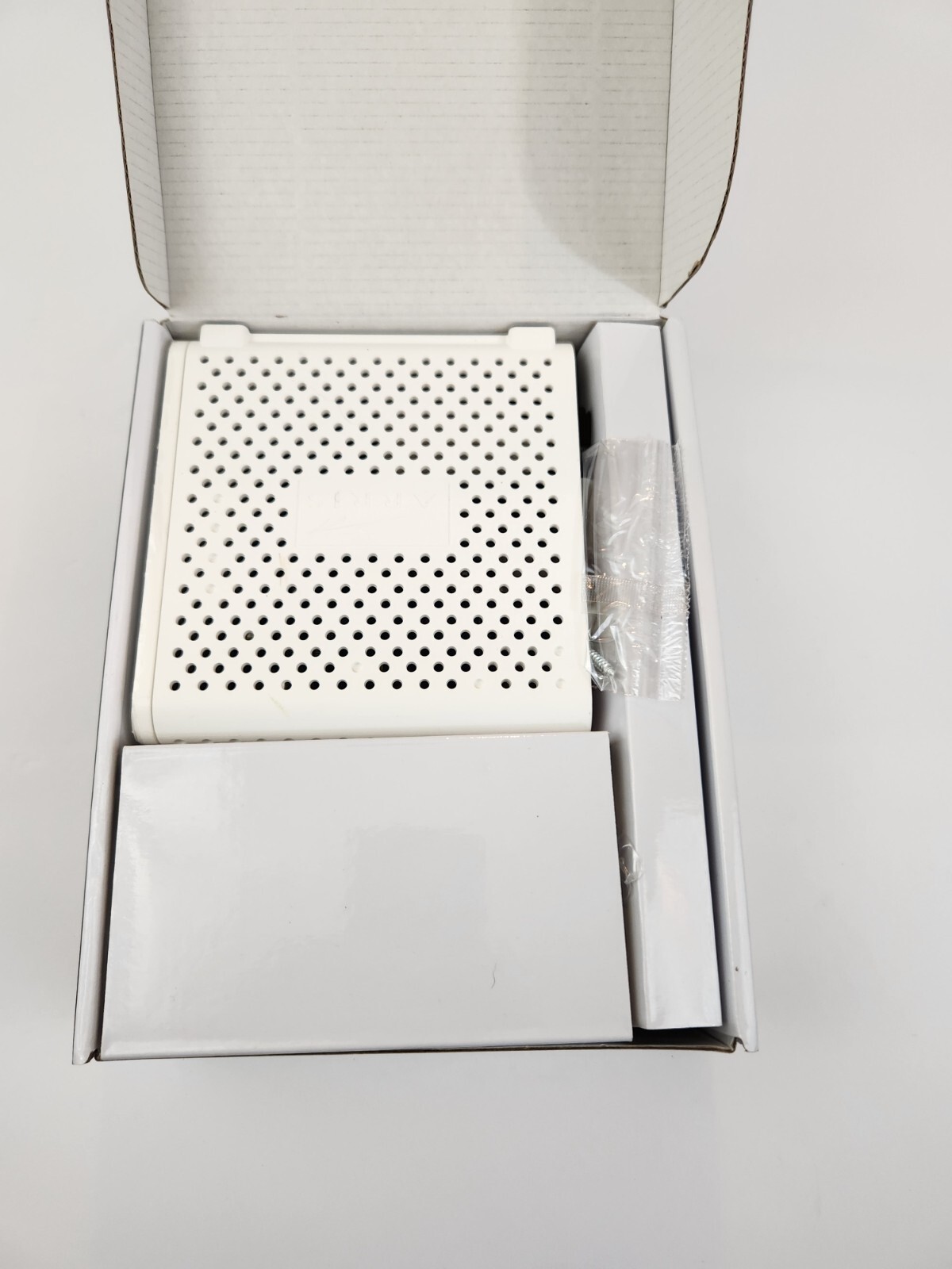 ARRIS SURFboard SB6183 Cable Internet Modem Gaming Speed White NEW Open Box