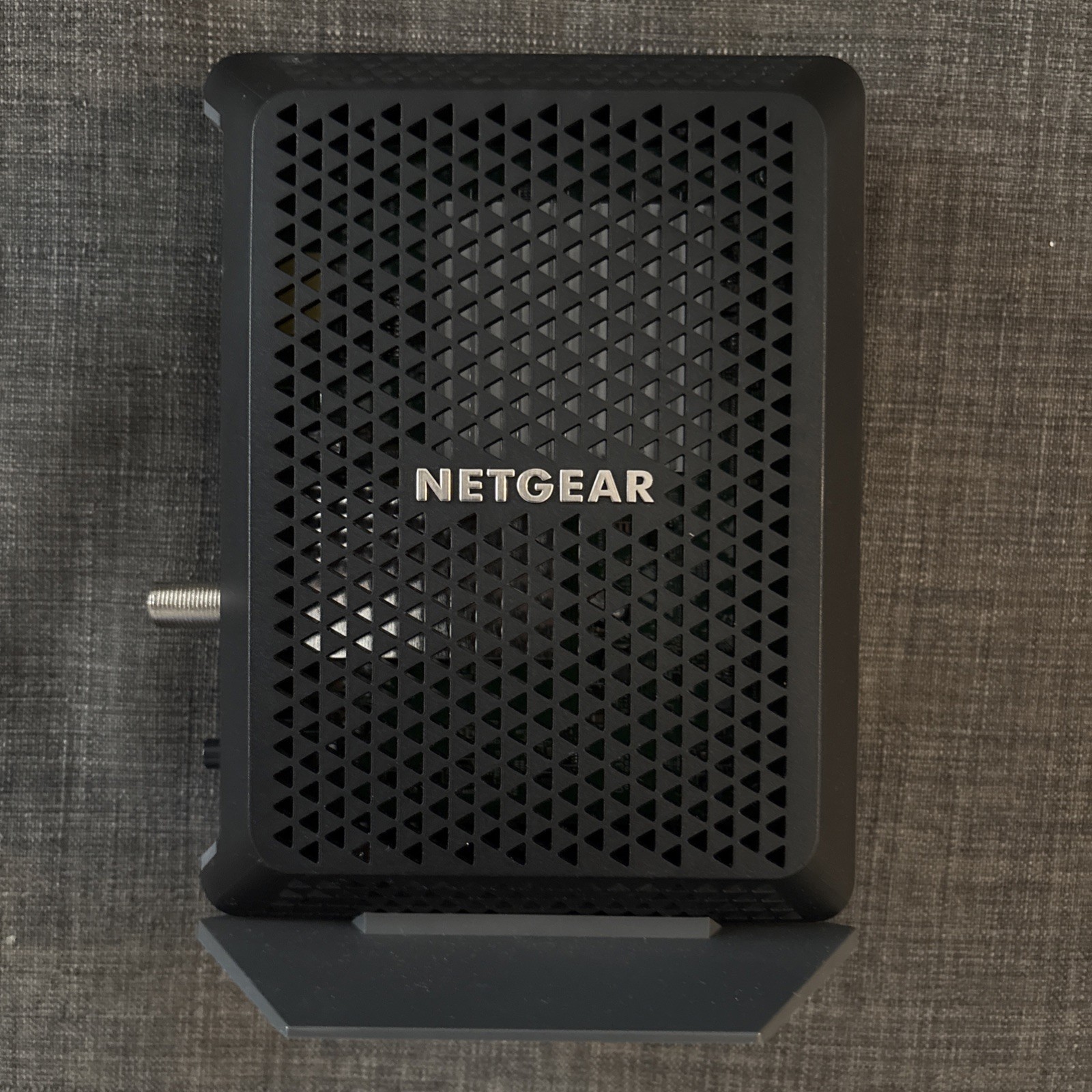 NETGEAR CM700-100NAS Cable Modem