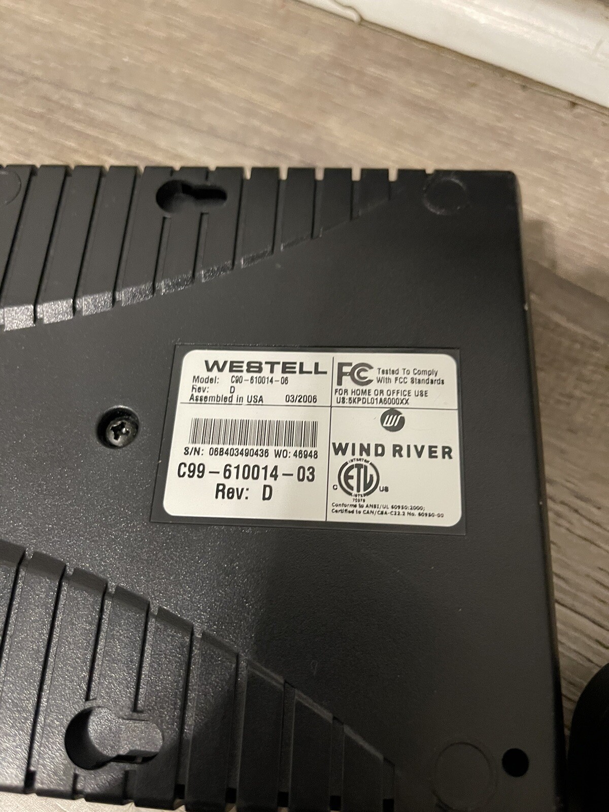 WESTELL 6100 MODEL E90-610030-06 DSL ROUTER W/ADAPTER FREE S/H 1 power supply
