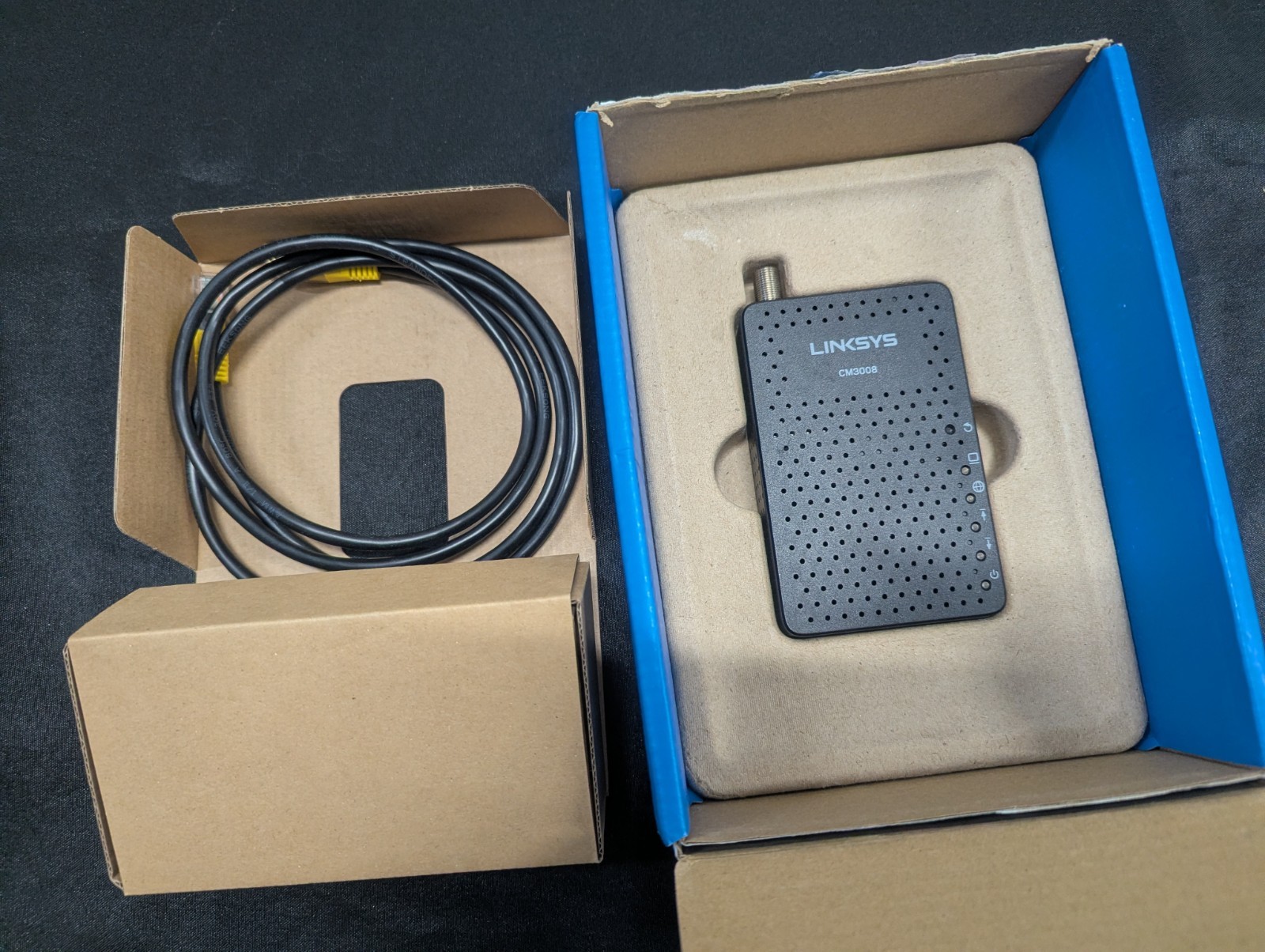 Linksys DOCSIS 3.0 8×4 Cable Modem Certified with Comcast Xfinity, Spectrum, Cox