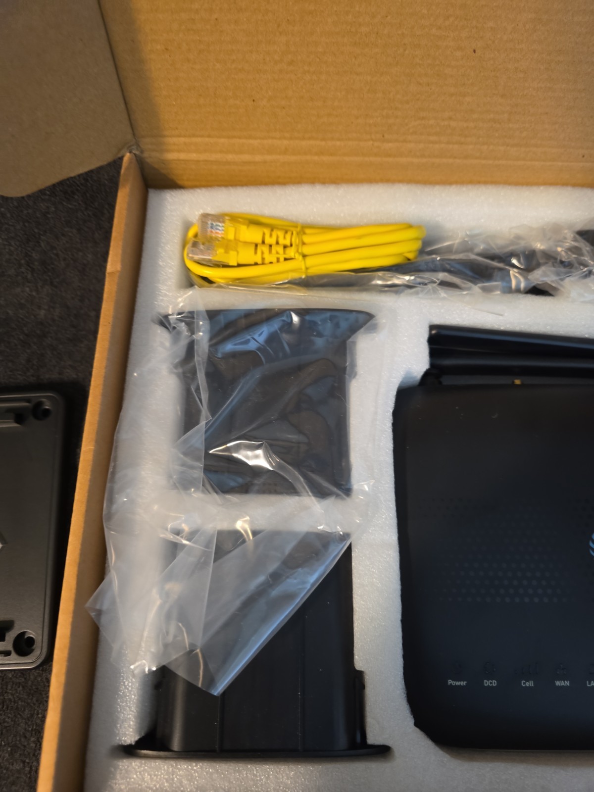 AT&T DataRemote Cellular LTE Data Wireless Wi-Fi Router CDS-9010