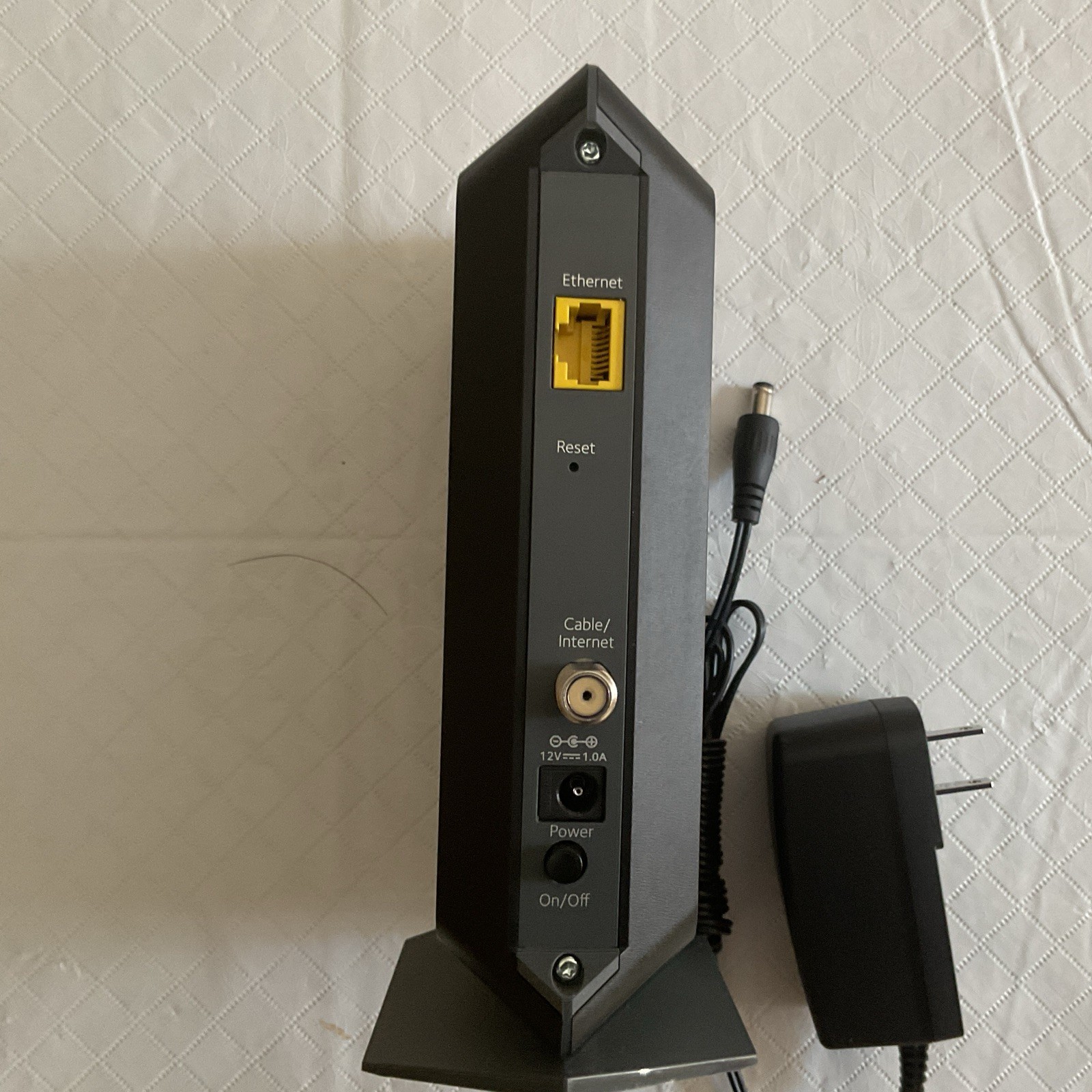 NETGEAR CM500 DOCSIS 3.0 Cable Modem 680 Mbps Black w/ Power Adapter