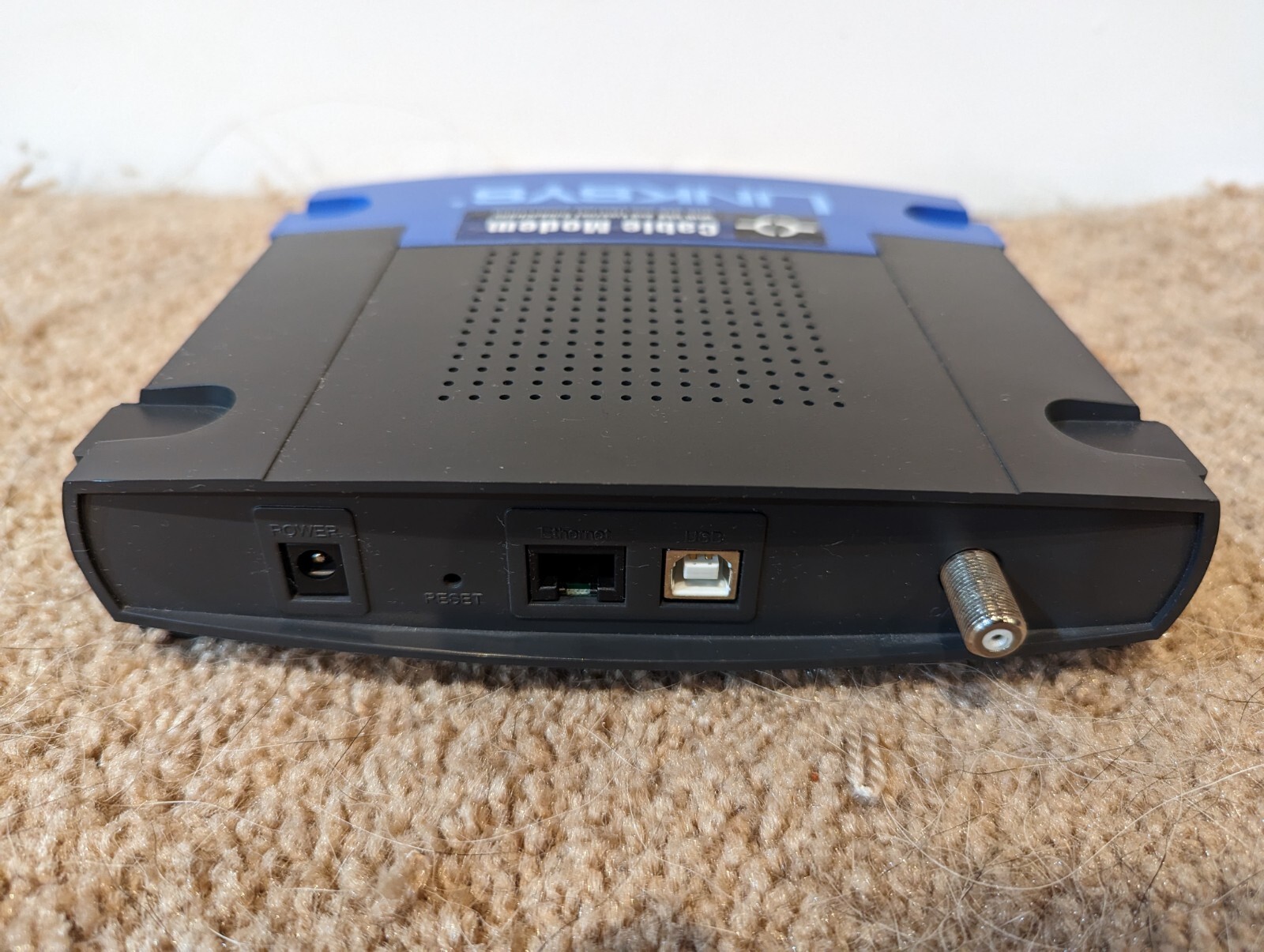Cisco Linksys BEFCMU10 Ethernet Cable Modem Blue