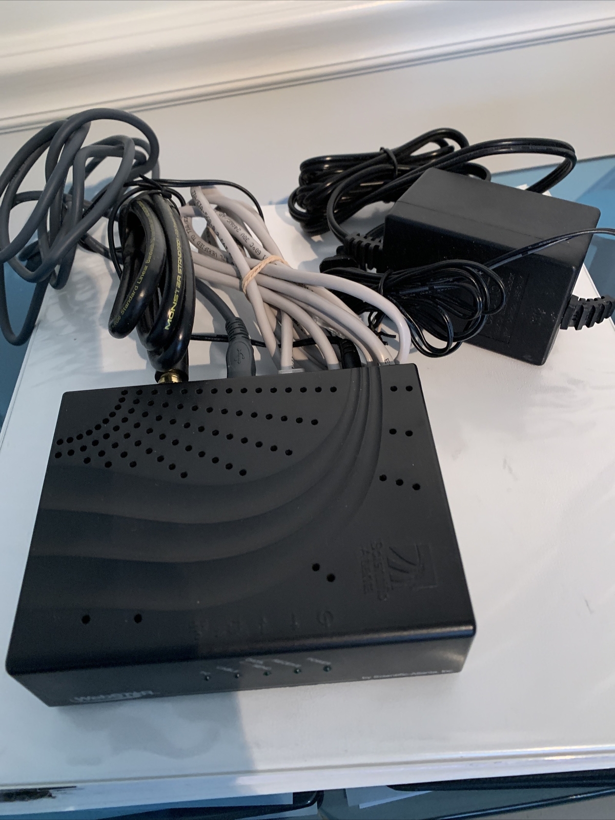 Webstar by Scientific-Atlanta DPC2100 Series Cable Modem w/ Charger