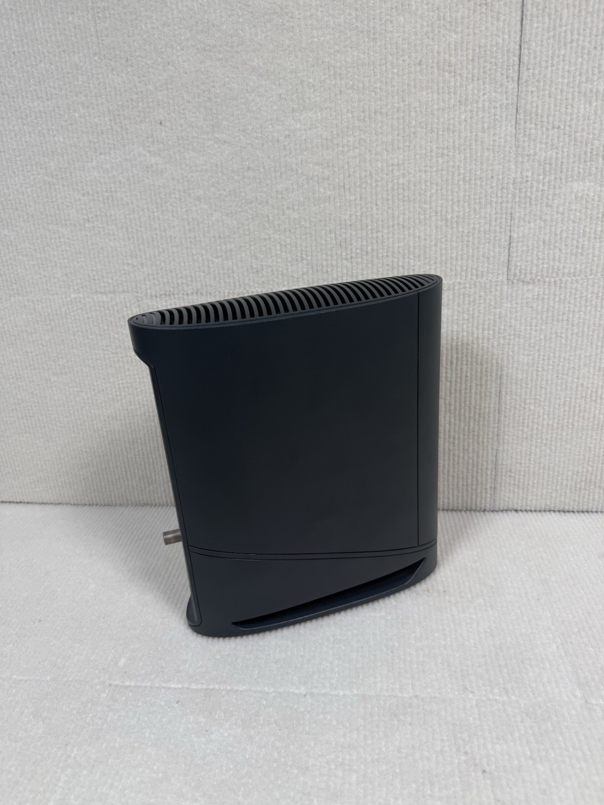 Arris Model G34 Cable Modem/ Router –Dual Band