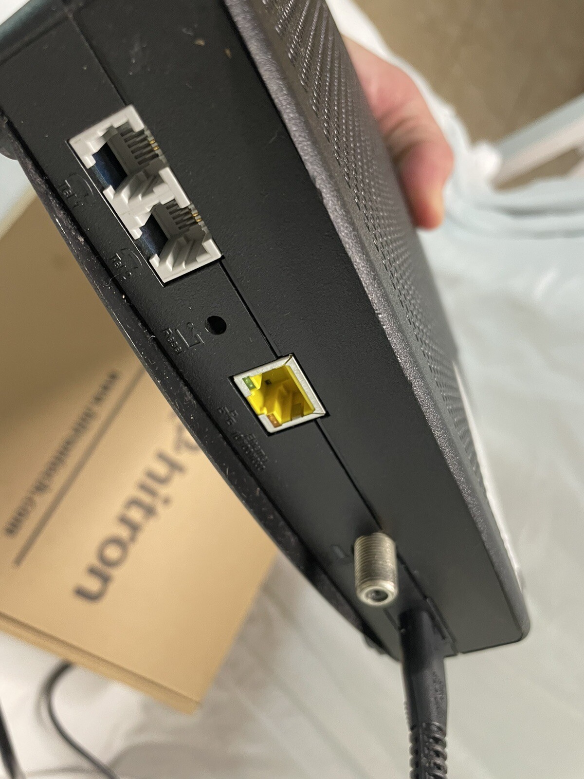 Arris Touchstone TM1602A Telephony Cable Modem 16×4 Docsis 3.0