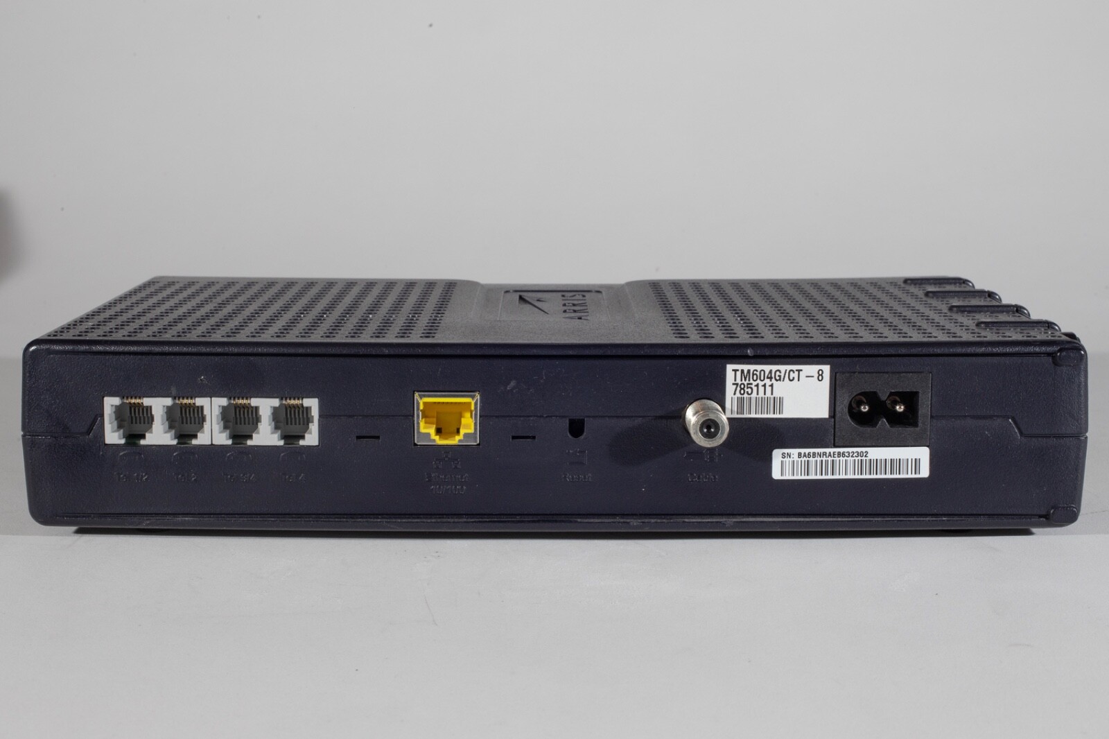 Arris TM604G/CT Touchstone Telephony Cable Modem TM04AHDG6CT