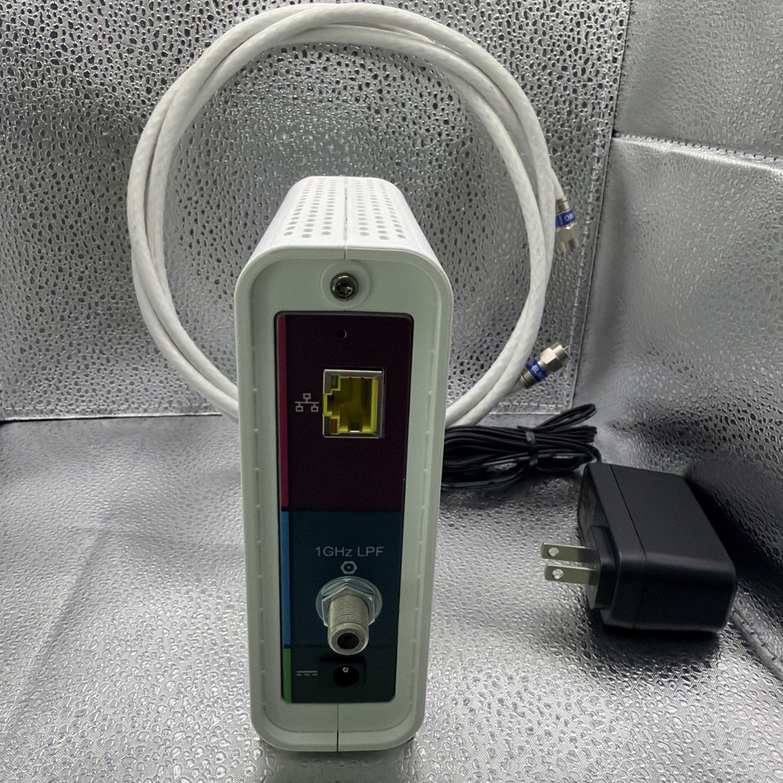 ARRIS SURFboard SB6190 DOCSIS 3.0 With Adapter And Co Axial Cable White