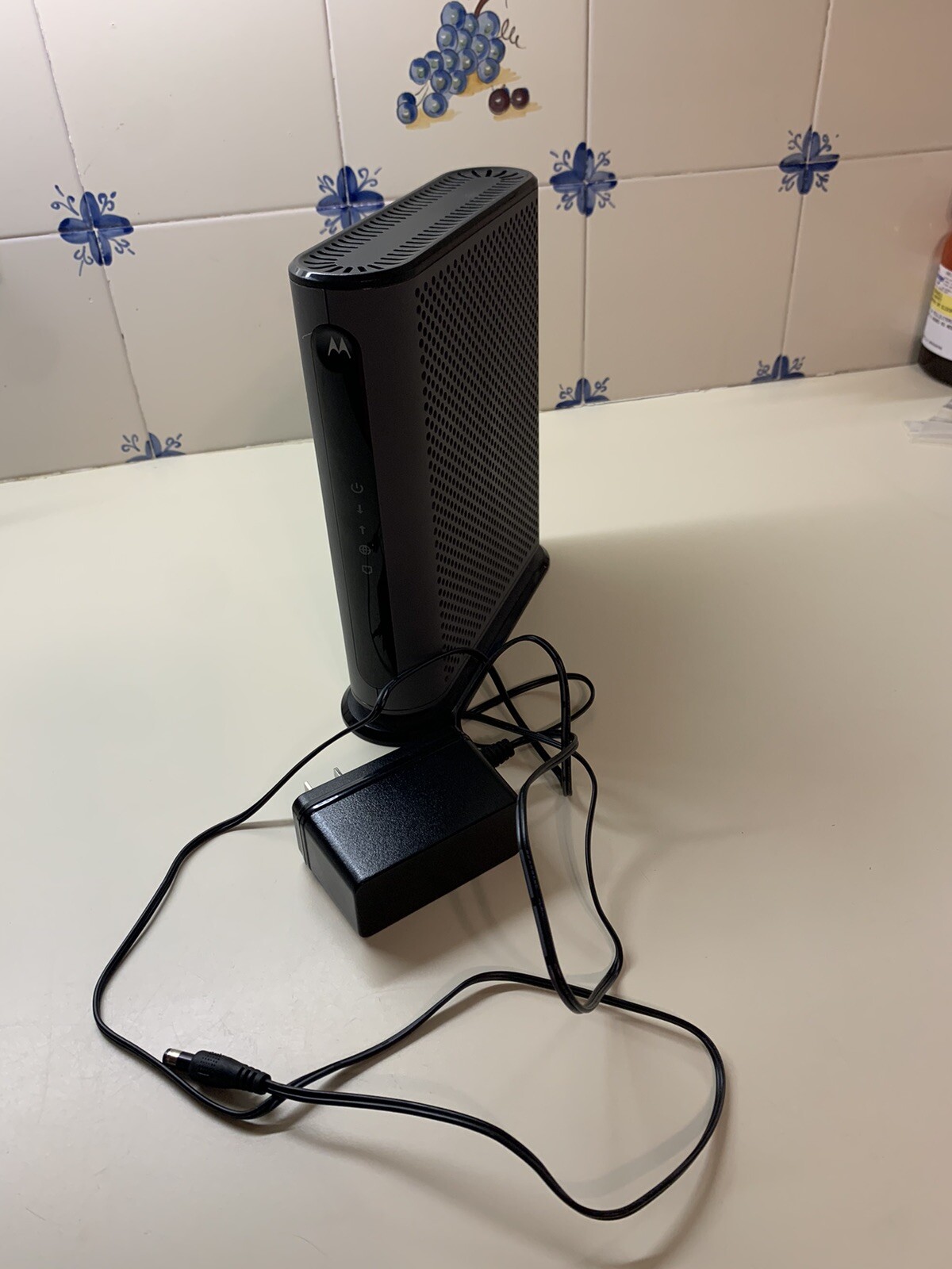 Motorola MB7621-10 1000 Mbps Modem