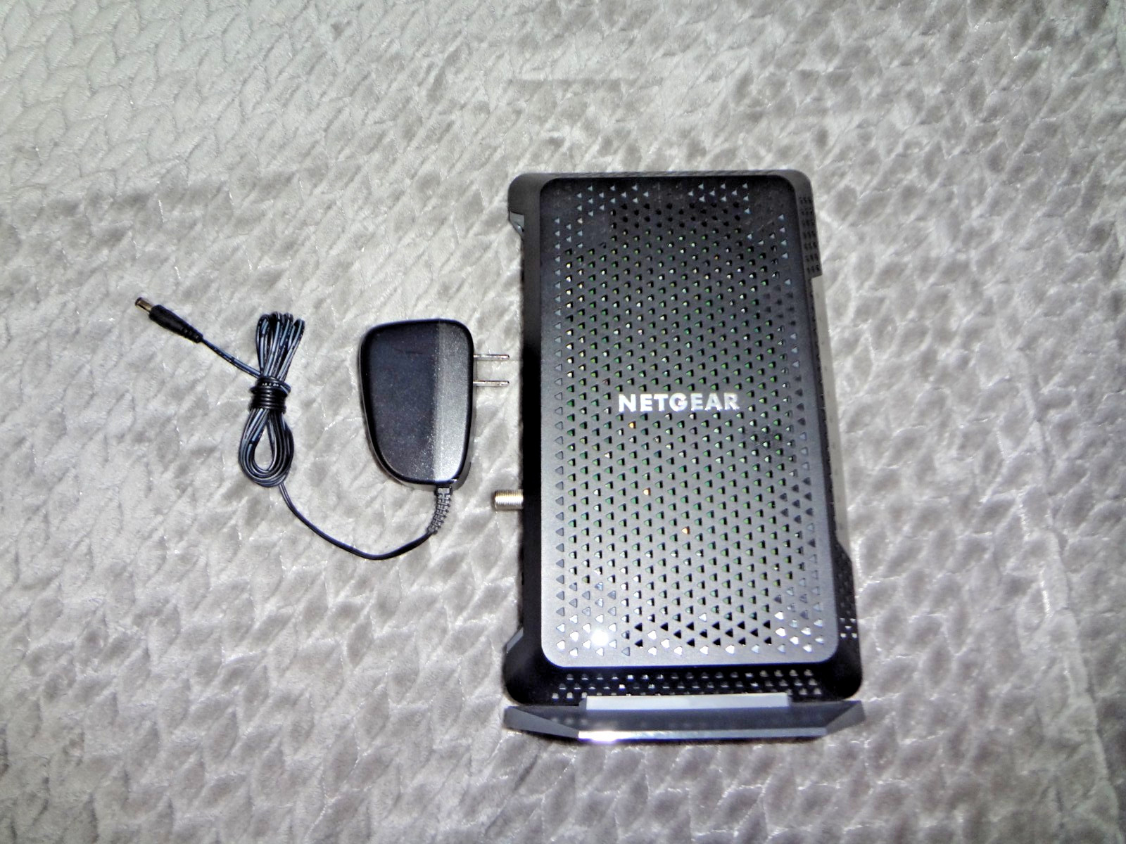 NETGEAR CM1150V Nighthawk Multi-Gig Speed Cable Modem for XFINITY Voice