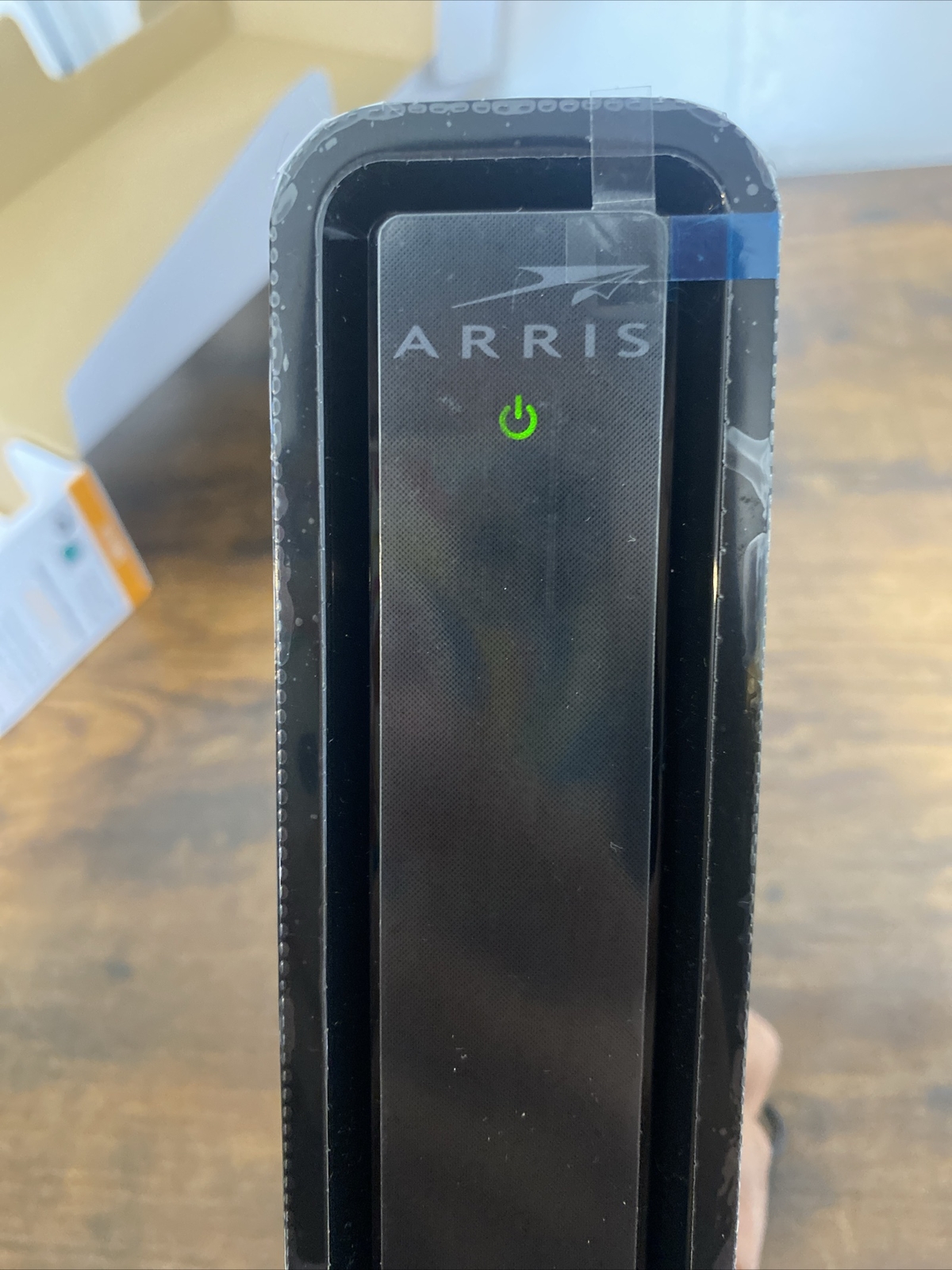 ARRIS SURFboard SBG10 Dual Band AC1600 Docsis 3 WIFI Cable Modem & Router In One