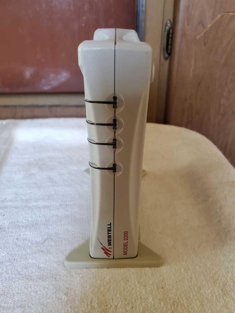 Westell DSL Modem Model 2200, A90-210030-04 with Defective Power Supply