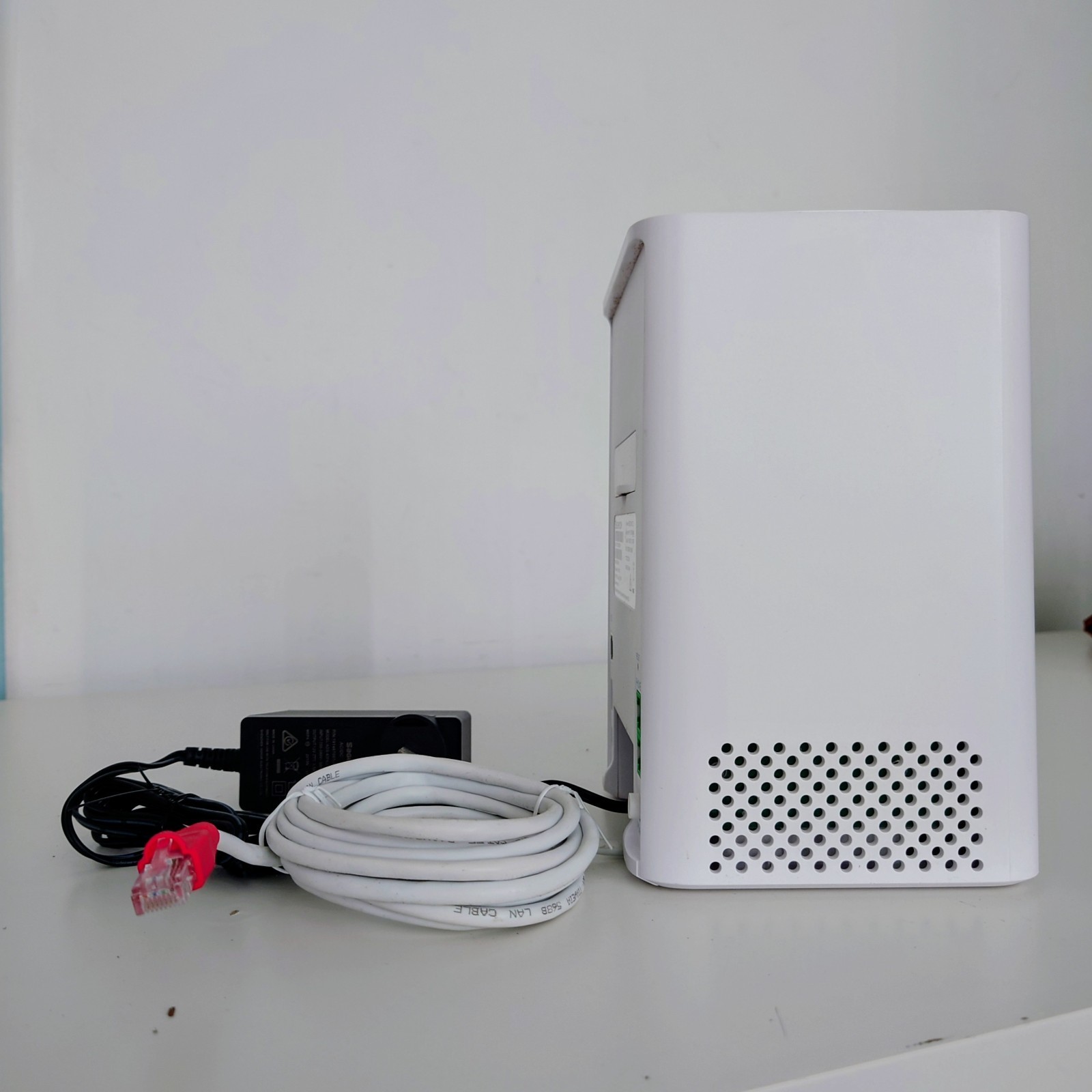 Optus Sagemcom F@ST 5366 LTE Gateway Modem Router – Wi-Fi – With Power Adapter