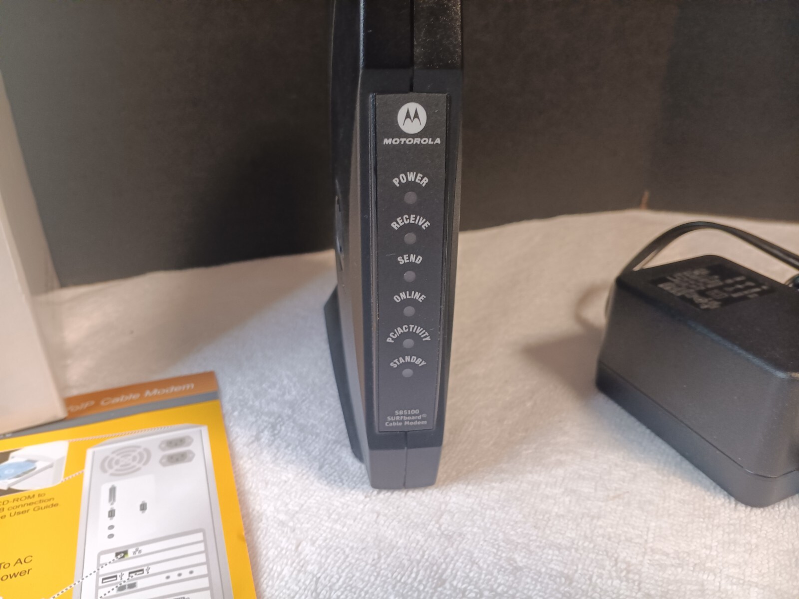 NEW Motorola SURFboard SB5100 Cable Modem 500887-027-00