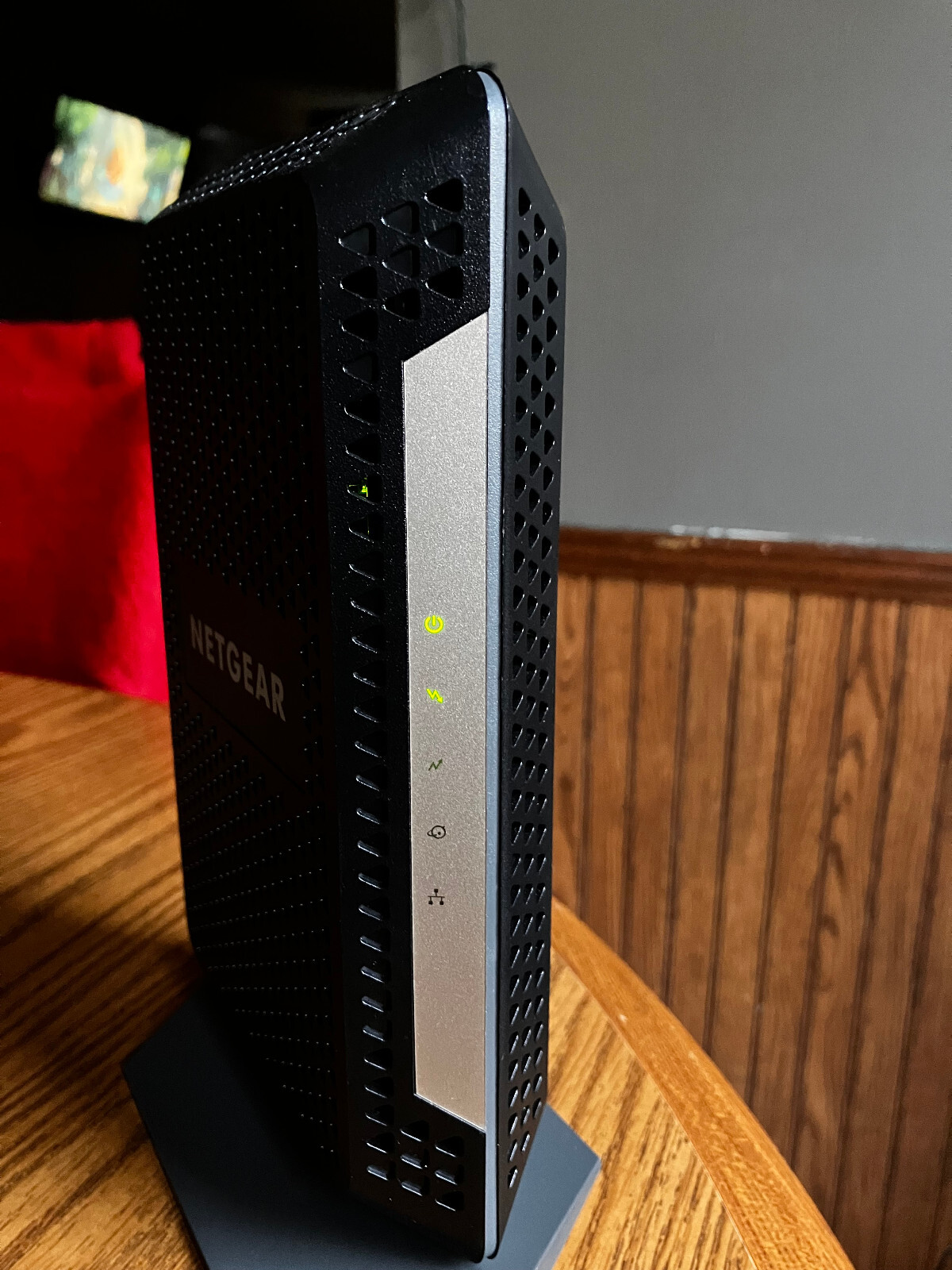 Netgear CM1000v2 docsis 3.1 cable modem, Compatible with: Cox, Comcast/Xfinity
